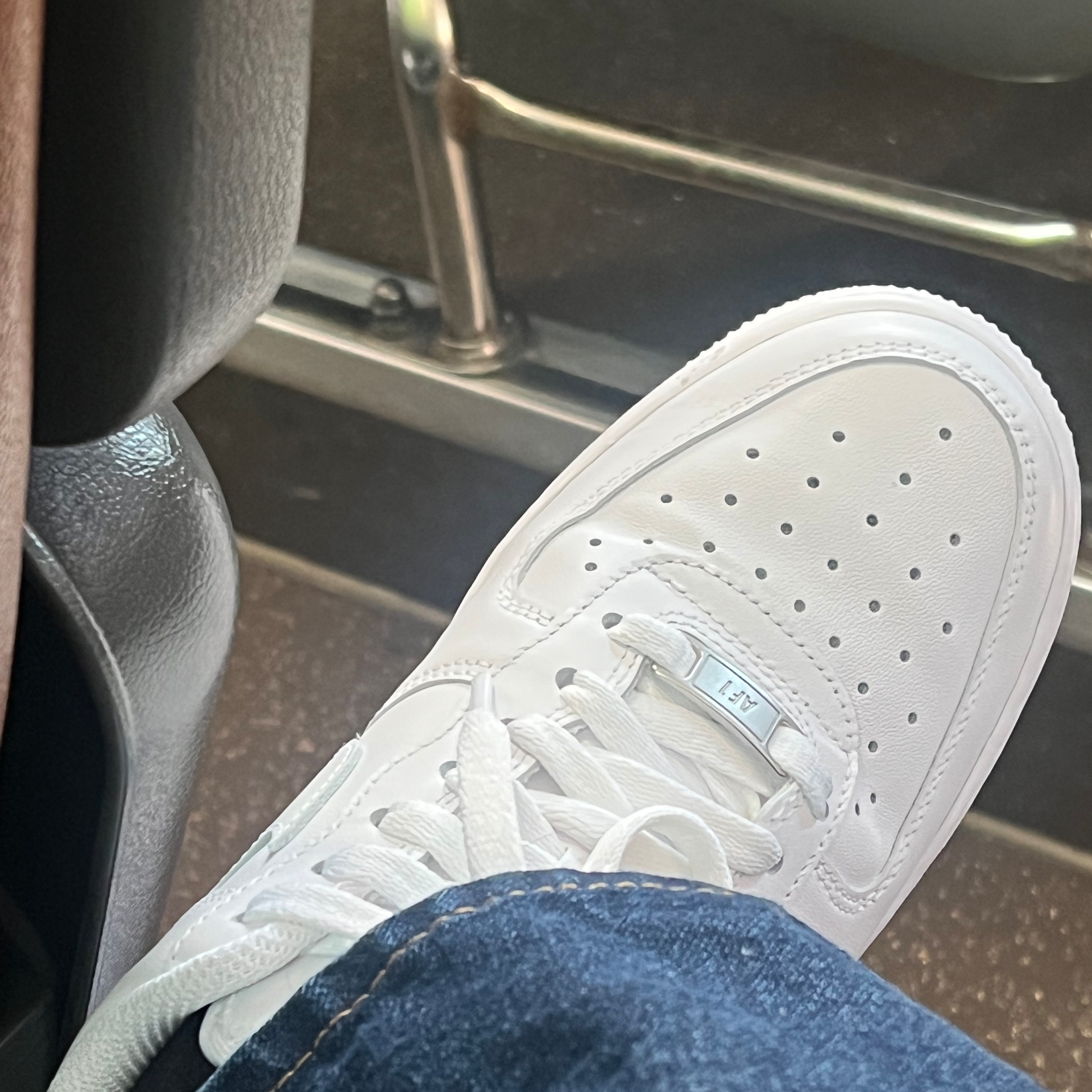 (W) Nike Air Force 1 '07 Low White 착용 스타일