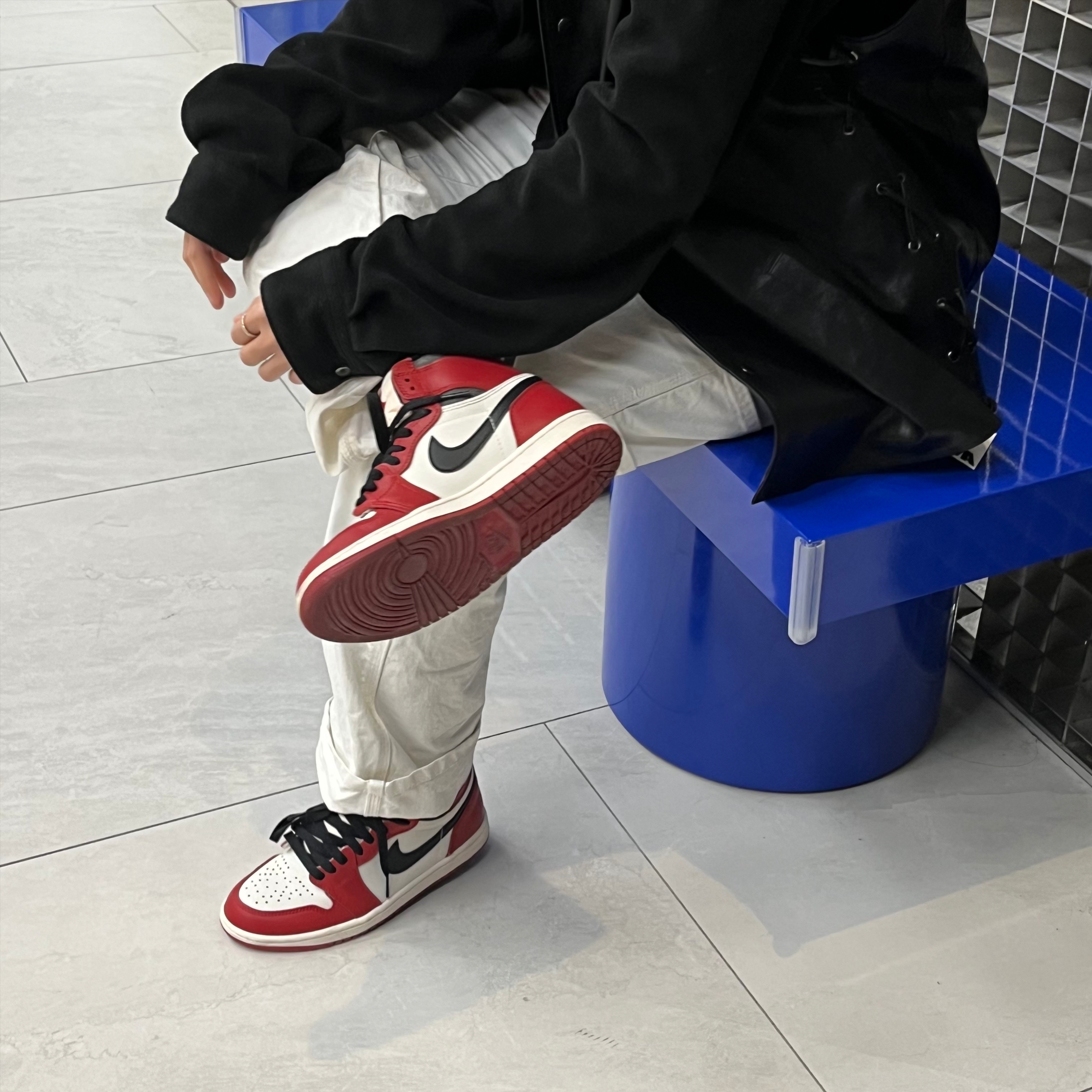 Jordan 1 Retro High OG Chicago 2022 착용 스타일 - 1