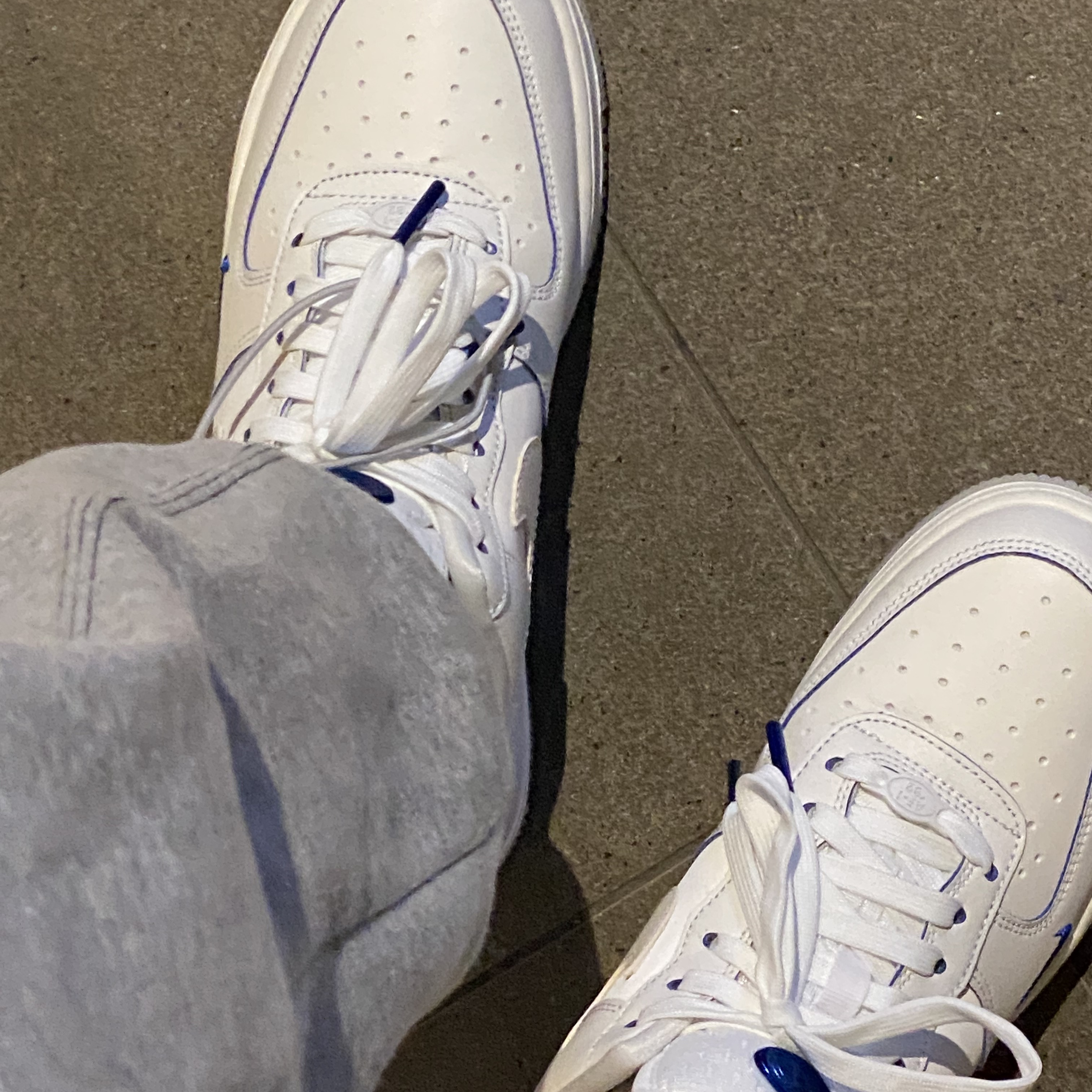 (W) Nike Air Force 1 '07 LX Game Royal Sail 착용 스타일