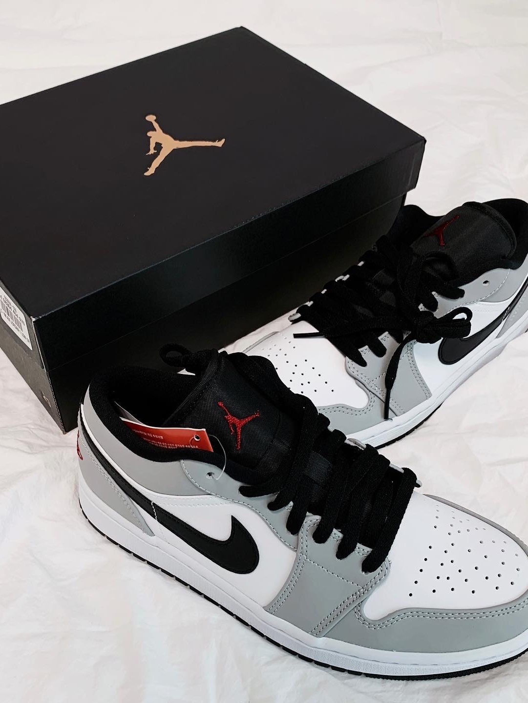 Jordan 1 Low Light Smoke Grey 착용 스타일 - 3