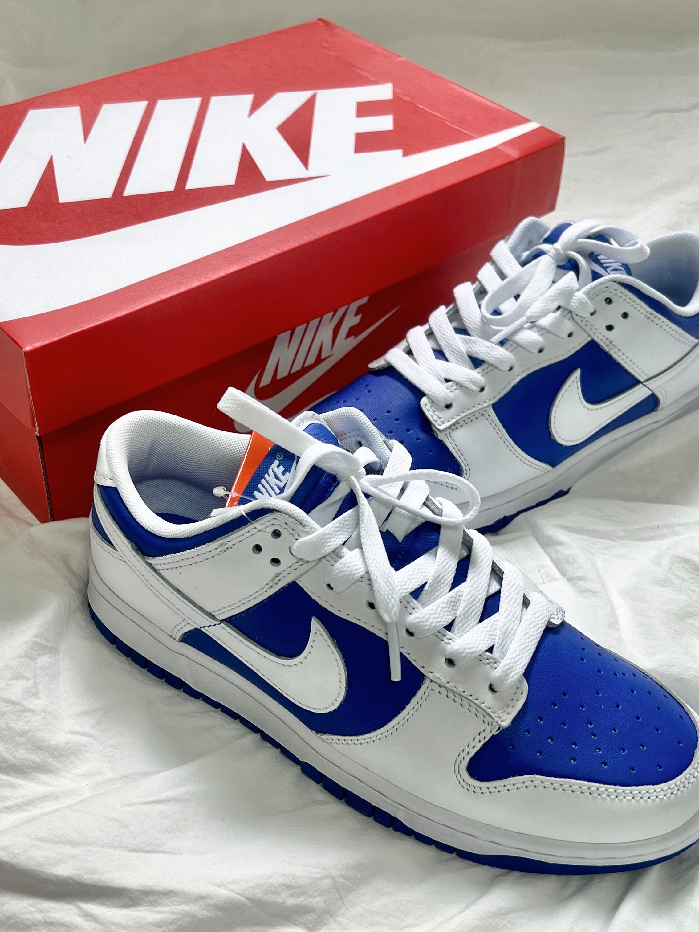 Nike Dunk Low Retro Racer Blue and White, IAB Studio T-Shirt White Navy - 22FW 착용 스타일 - 5