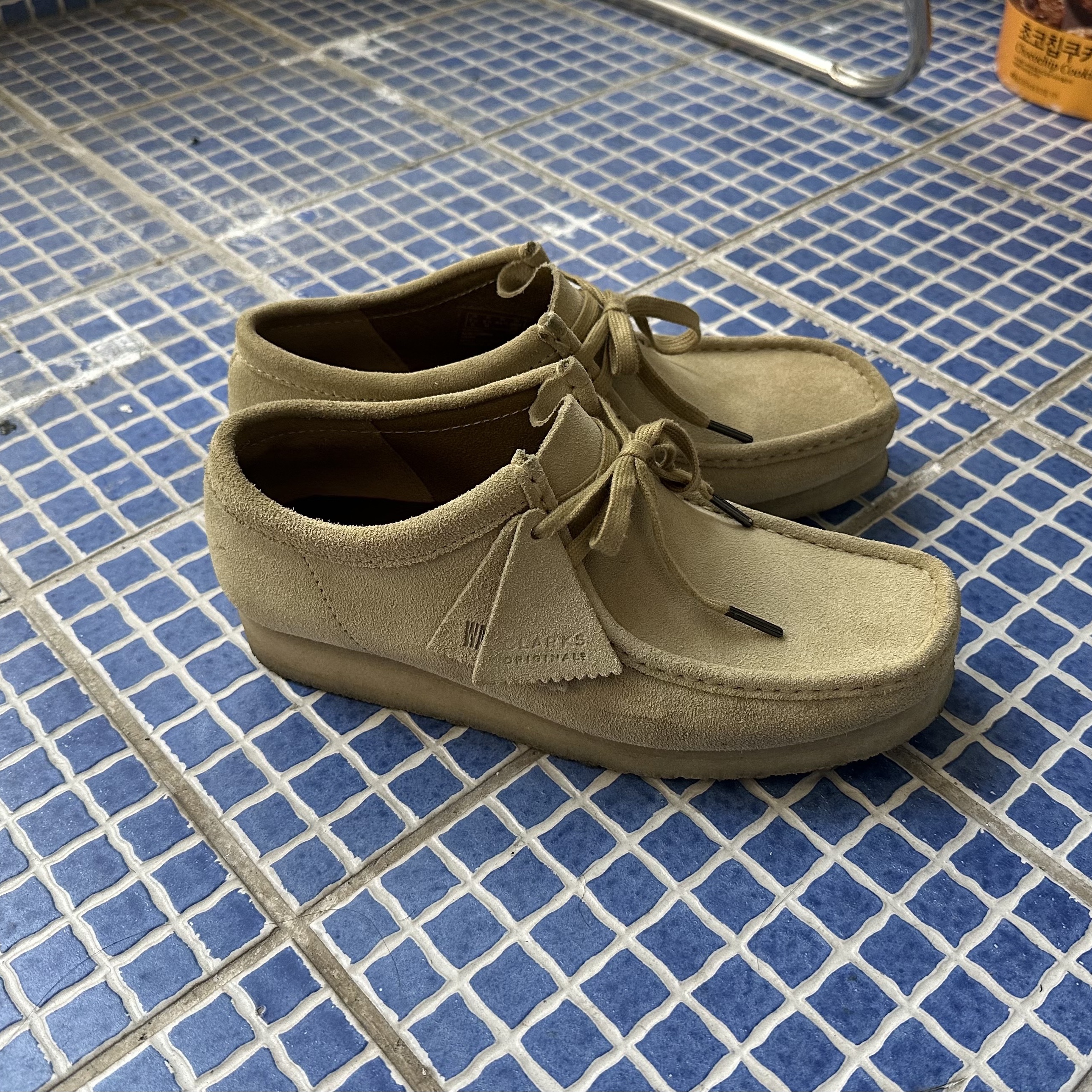 Clarks Wallabee Maple Suede 착용 스타일