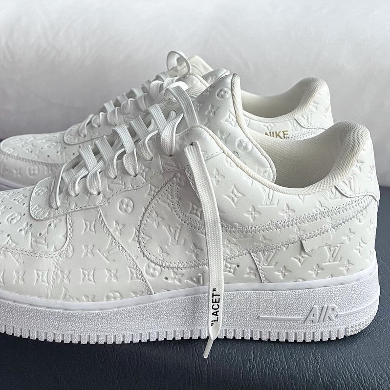 Louis Vuitton x Nike Air Force 1 Low by Virgil Abloh White 착용 스타일