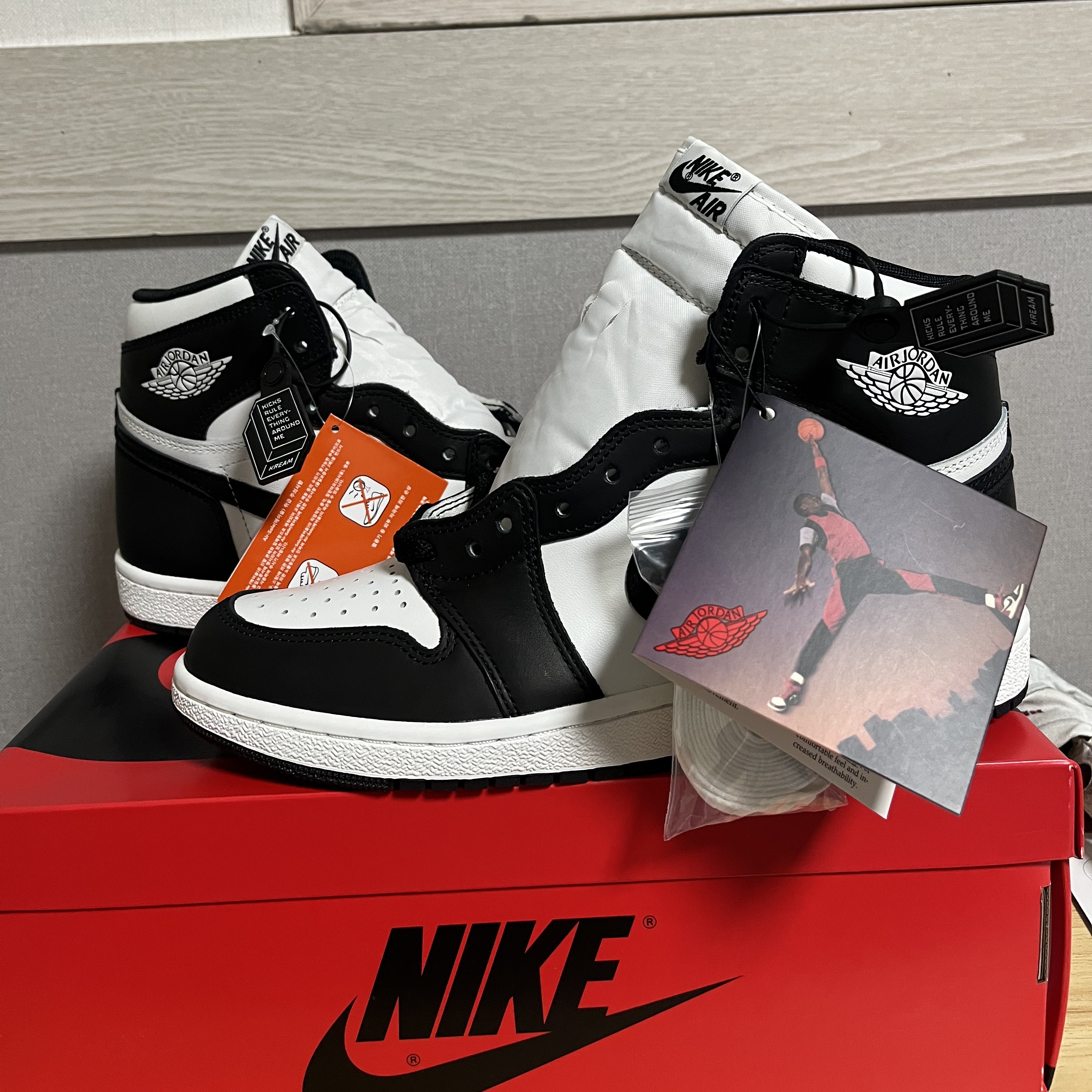 Jordan 1 High 85 Black White 착용 스타일