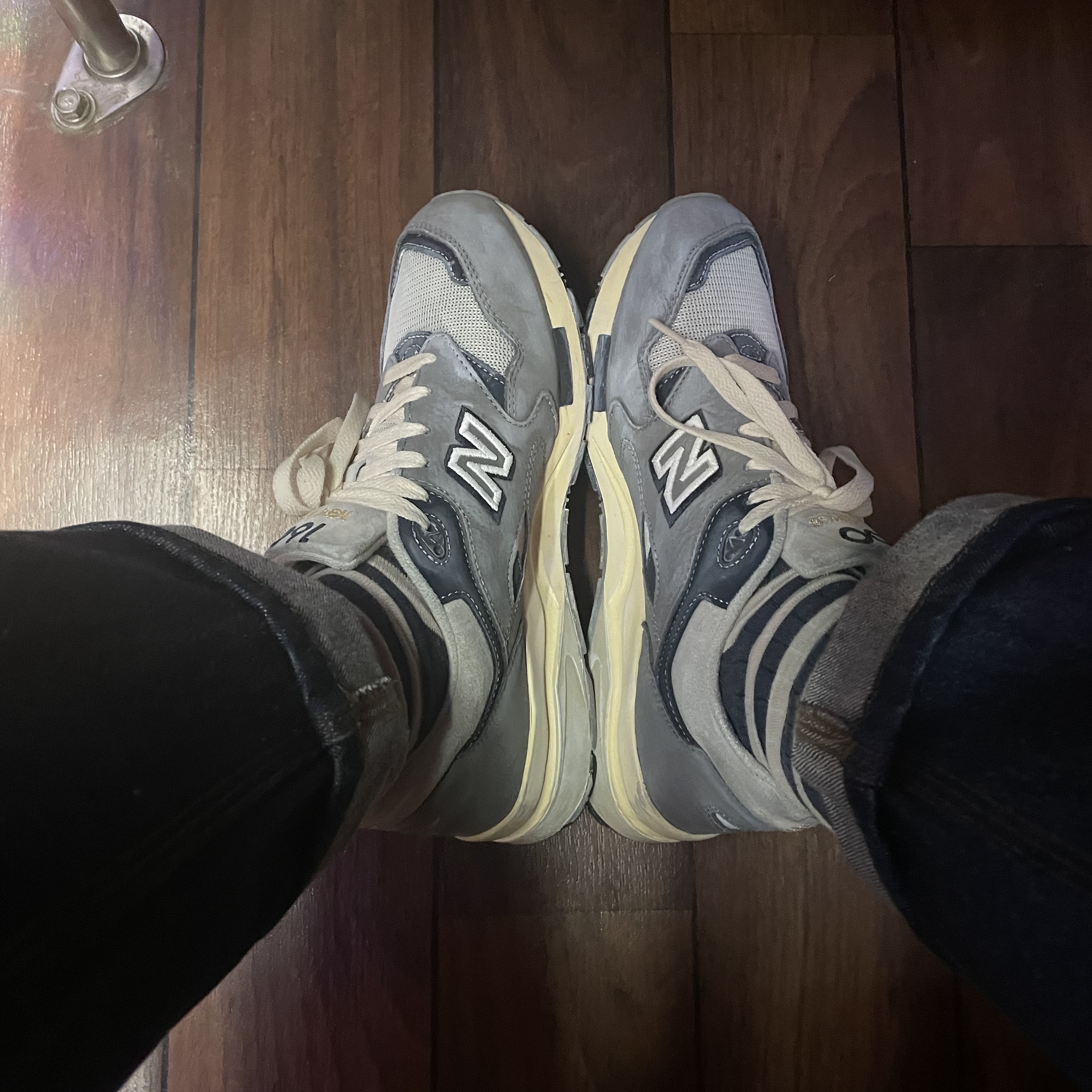 New Balance 1600 Premium Vintage Grey 착용 스타일