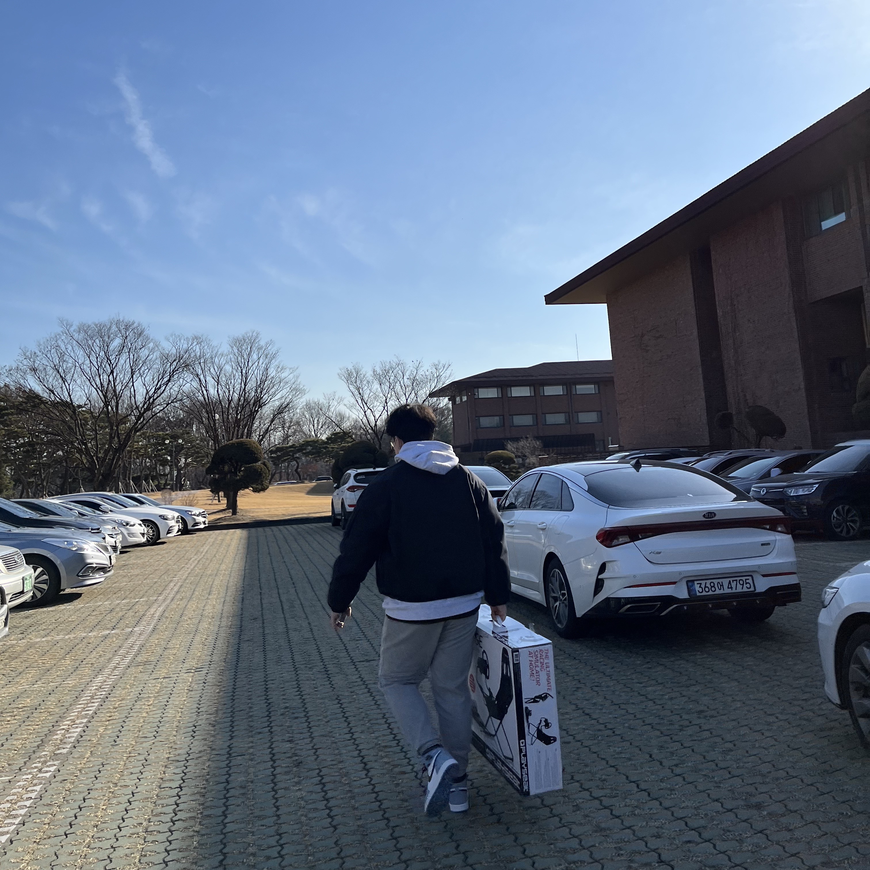 Jordan 1 Retro High OG University Blue, Xbox Series X Halo Infinite Limited Edition Bundle (220V) 착용 스타일 - 2