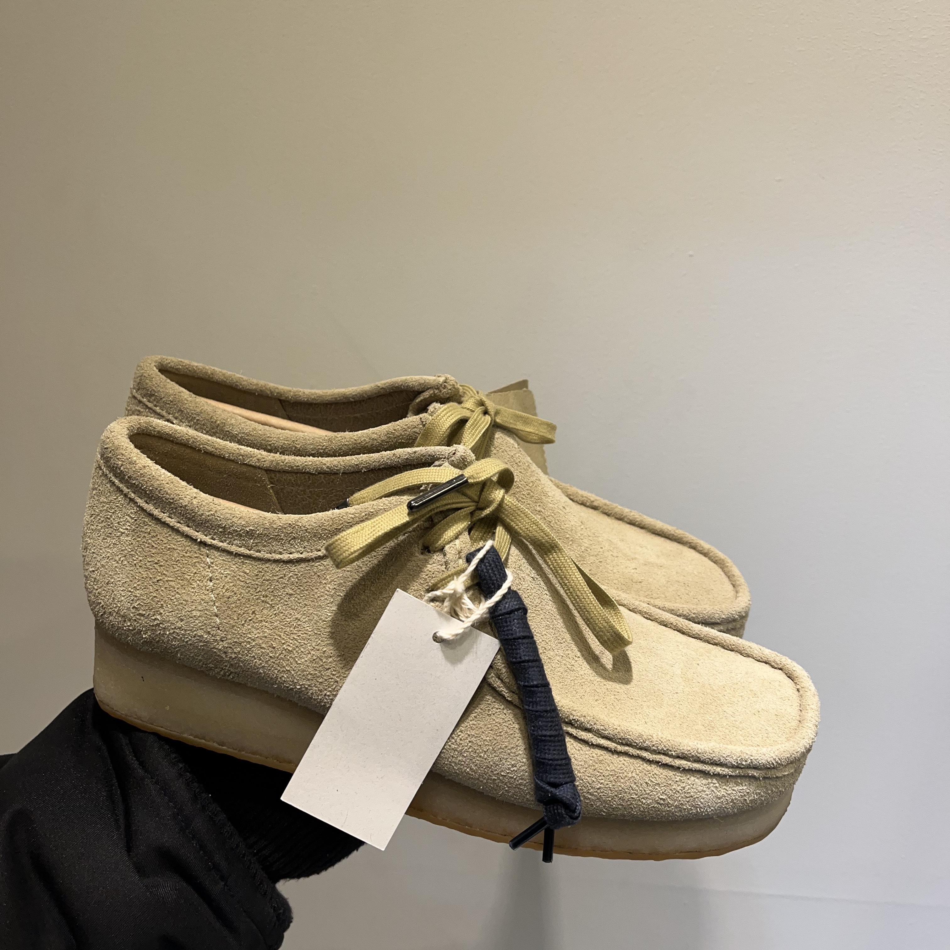 Clarks Wallabee Maple Suede 착용 스타일
