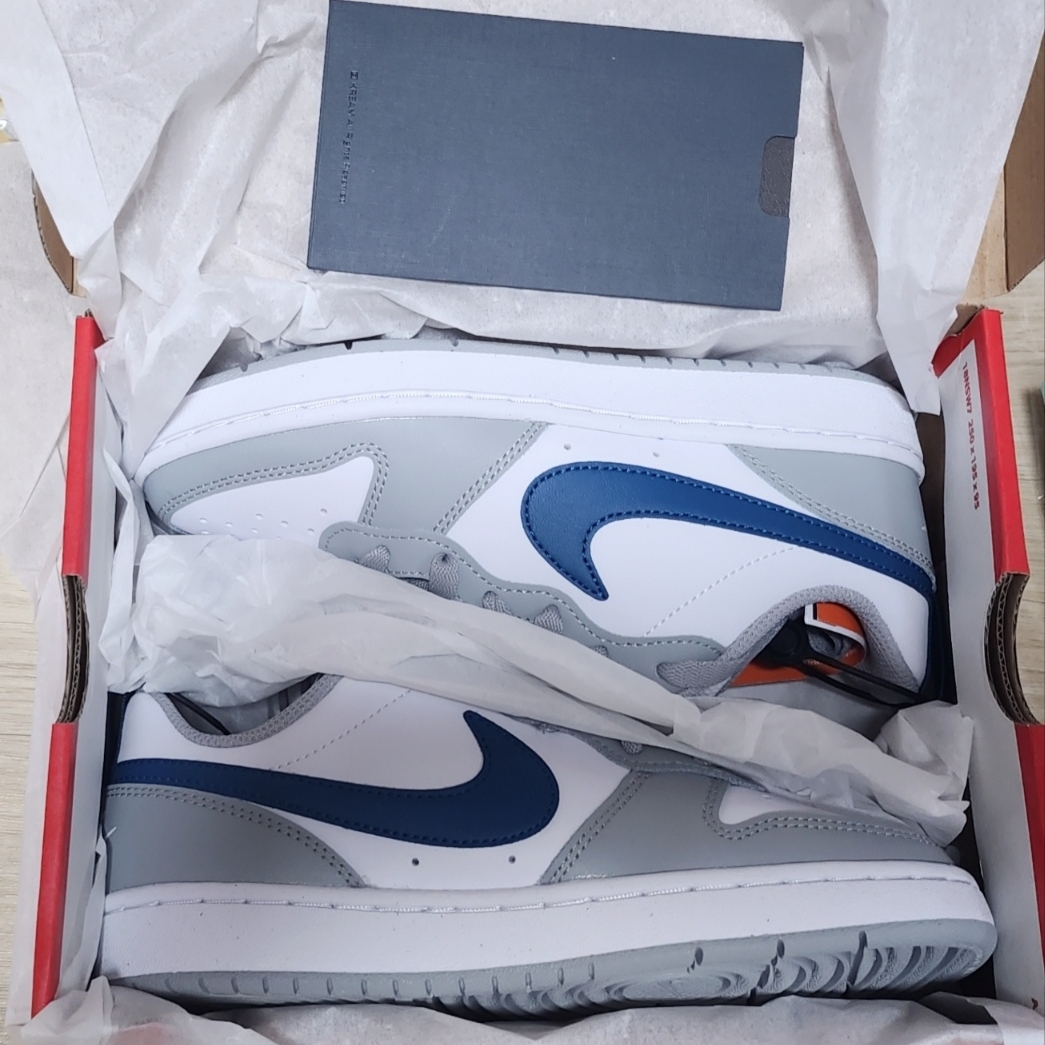 (GS) Nike Court Borough Low 2 Light Smoke Grey 착용 스타일 - 2