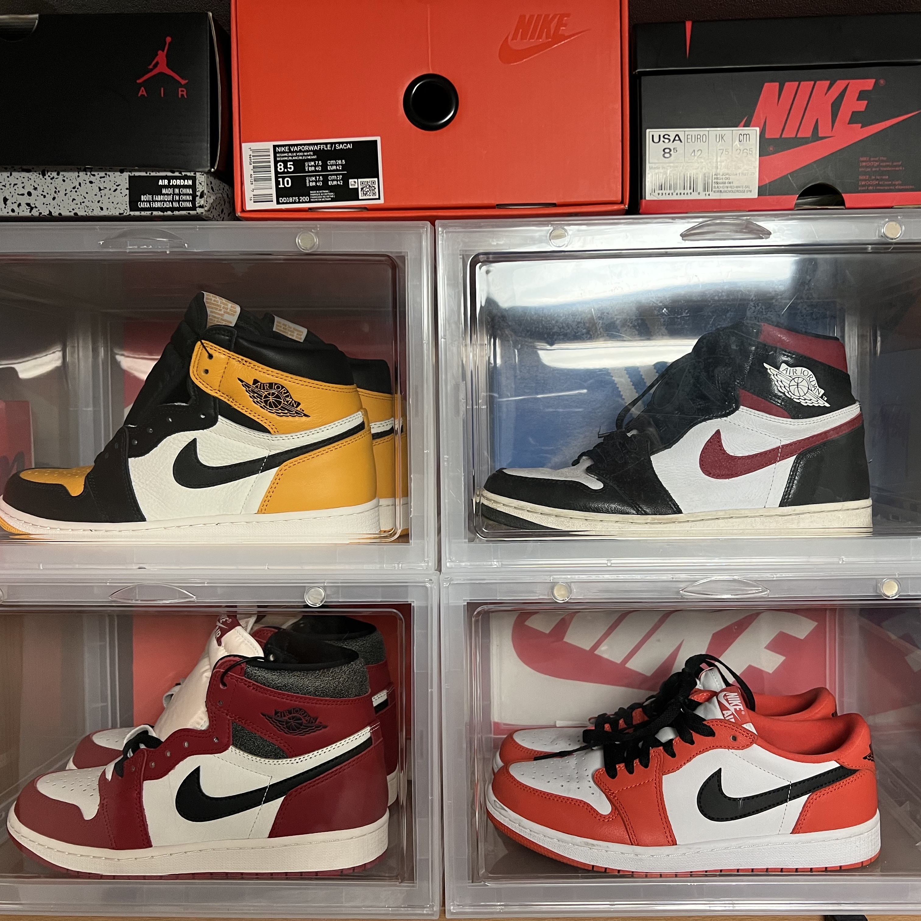 Jordan 1 Retro High OG Taxi, Jordan 1 Retro High OG Gym Red 착용 스타일