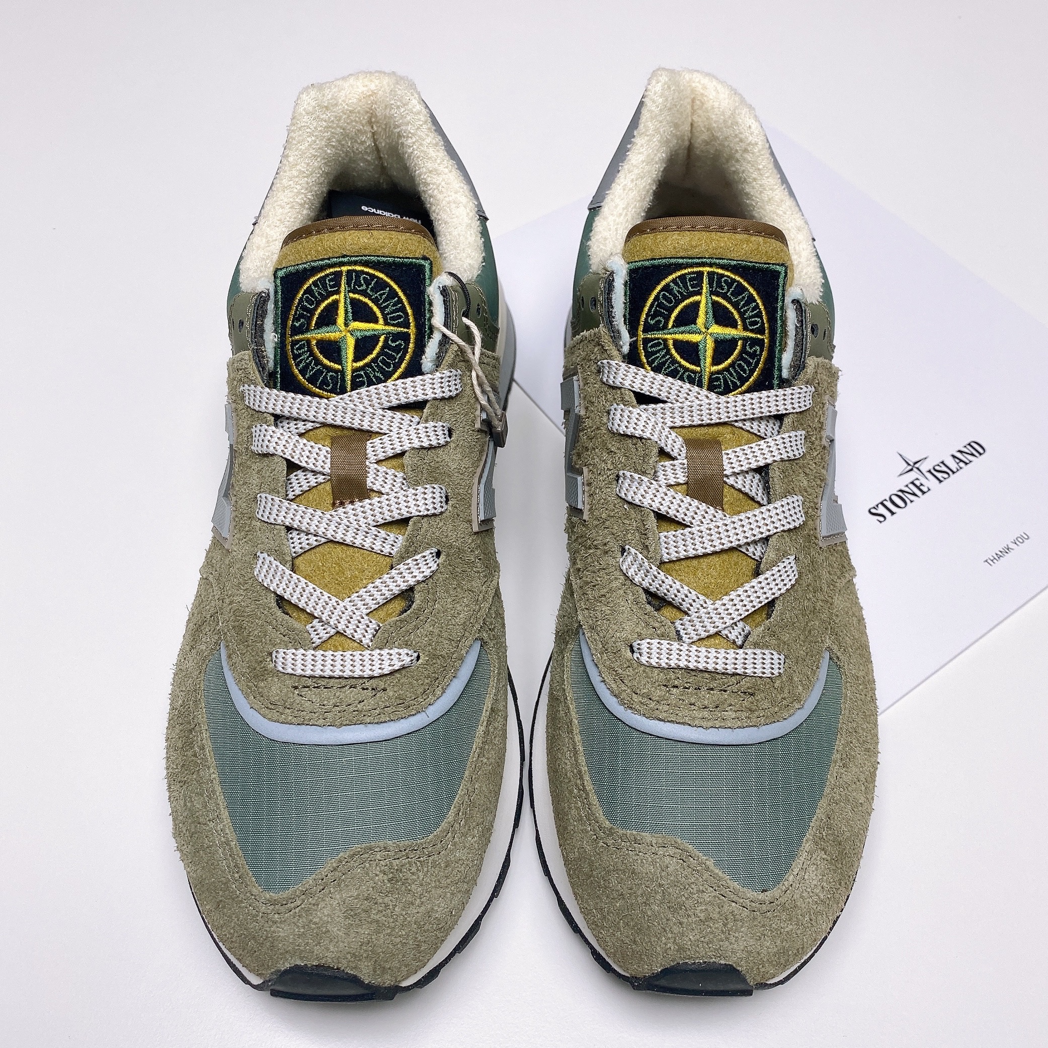 New Balance x Stone Island 574 Legacy Green 착용 스타일 - 2