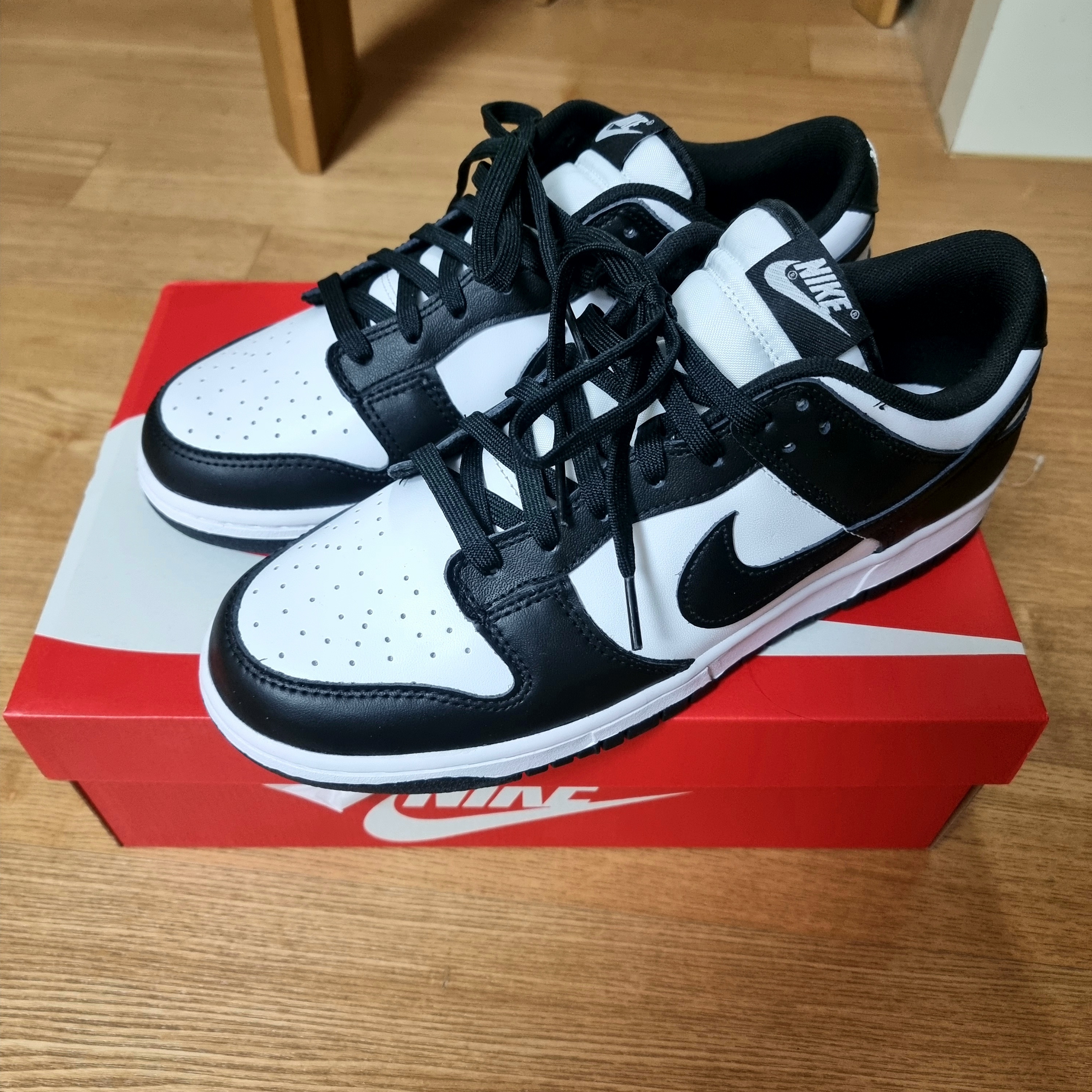 Nike Dunk Low Retro Black 착용 스타일