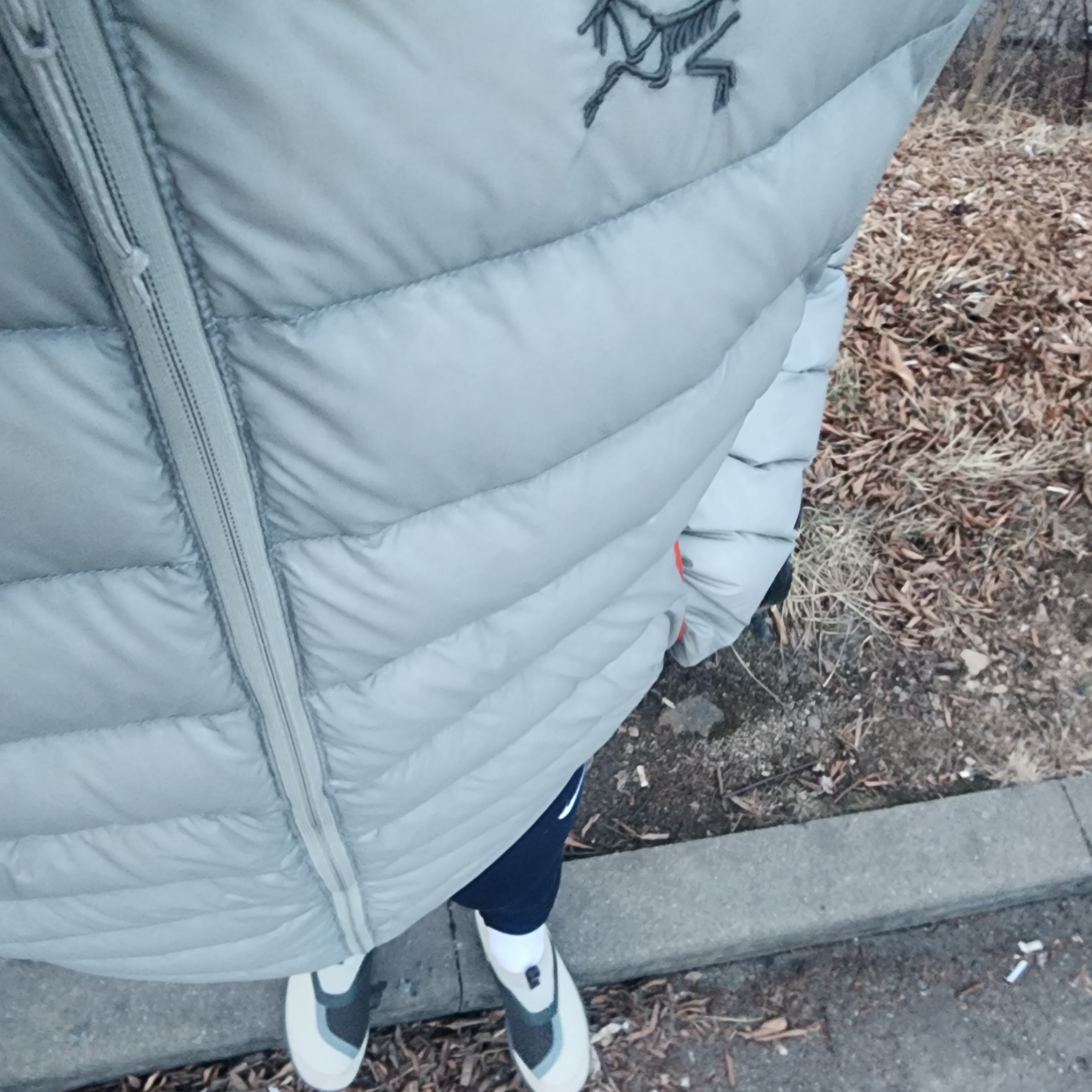 Salomon RX Snug Moss Gray, Arc'teryx Cerium Hoody Habitat 착용 스타일 - 1