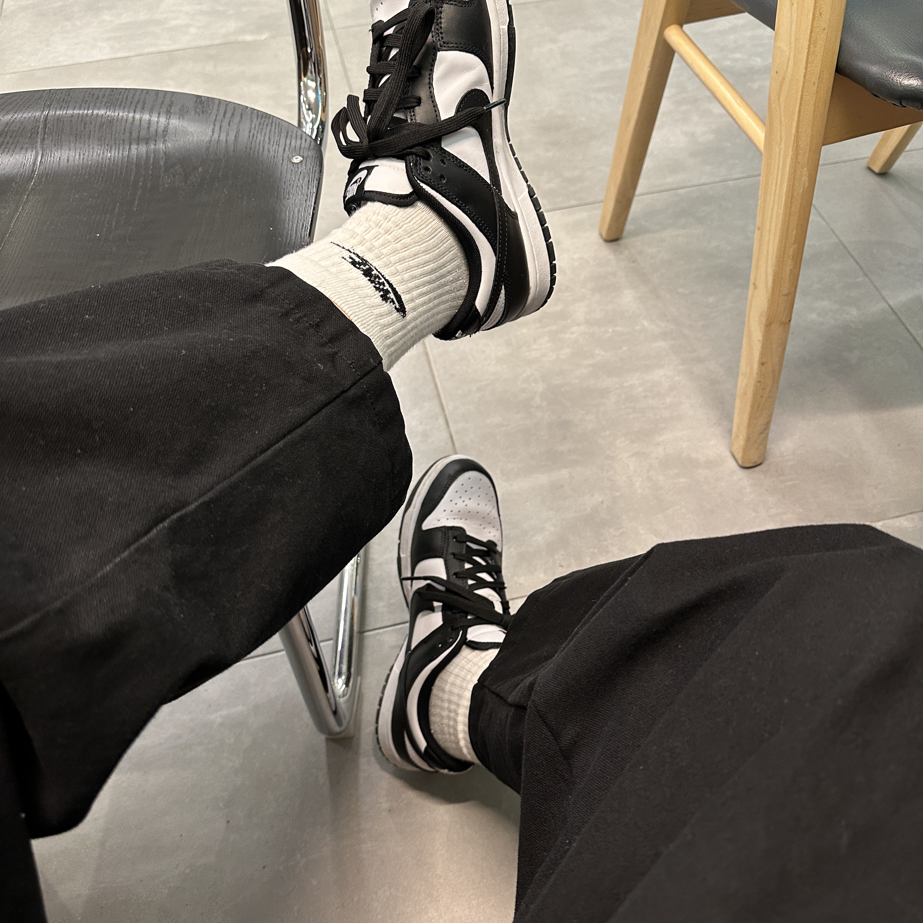 Nike Dunk Low Retro Black 착용 스타일