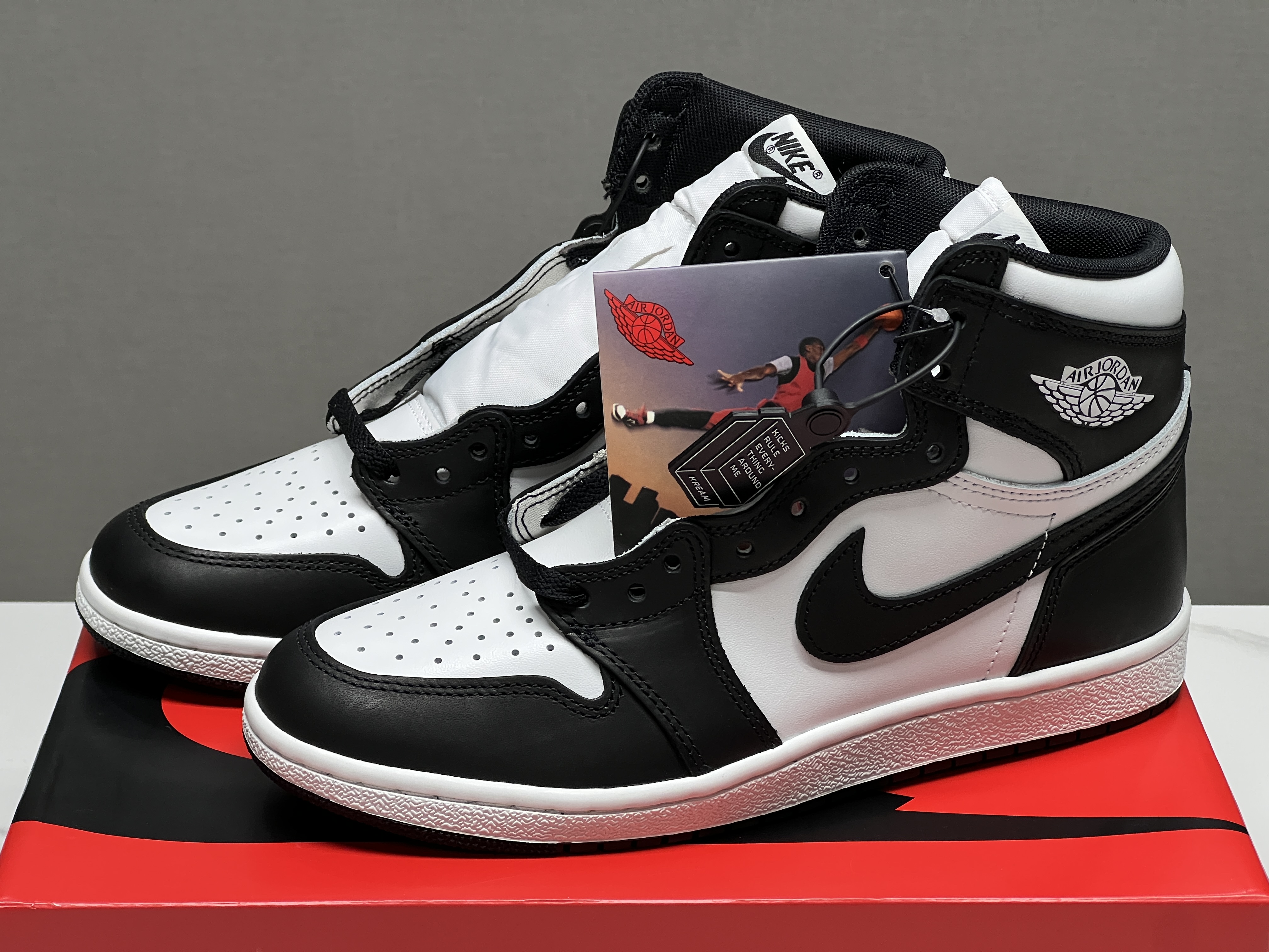 Jordan 1 High 85 Black White 착용 스타일