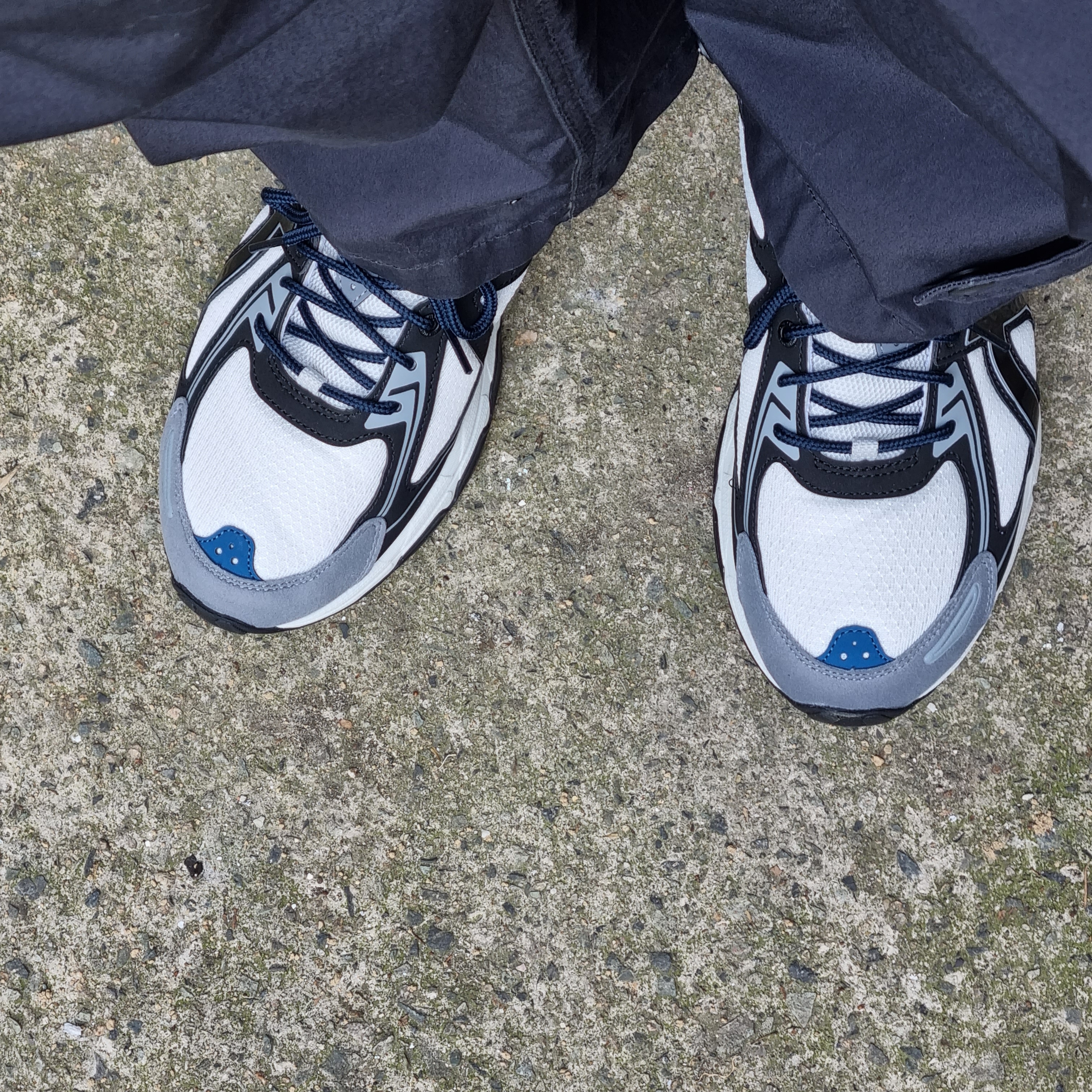 Asics Gel-Venture 6 SPS Glacier Grey 착용 스타일