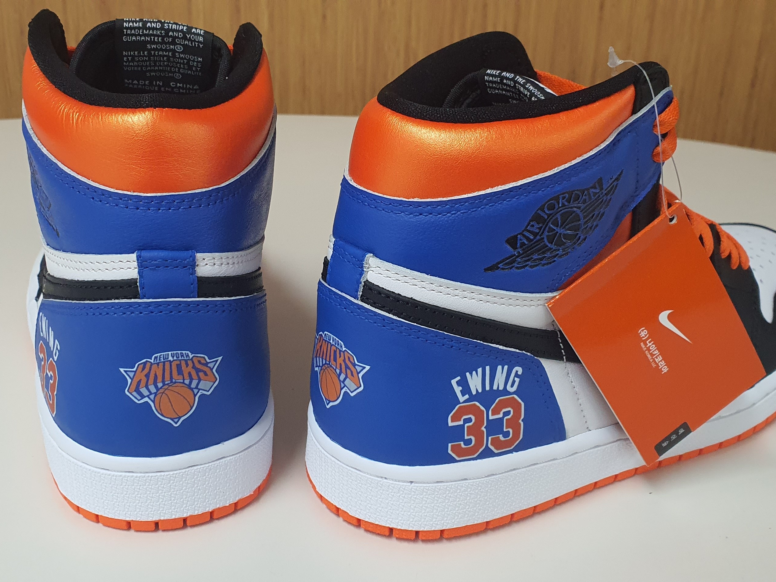 Jordan 1 Retro High OG Electro Orange, Jordan 1 Retro High OG Knicks 착용 스타일 - 1
