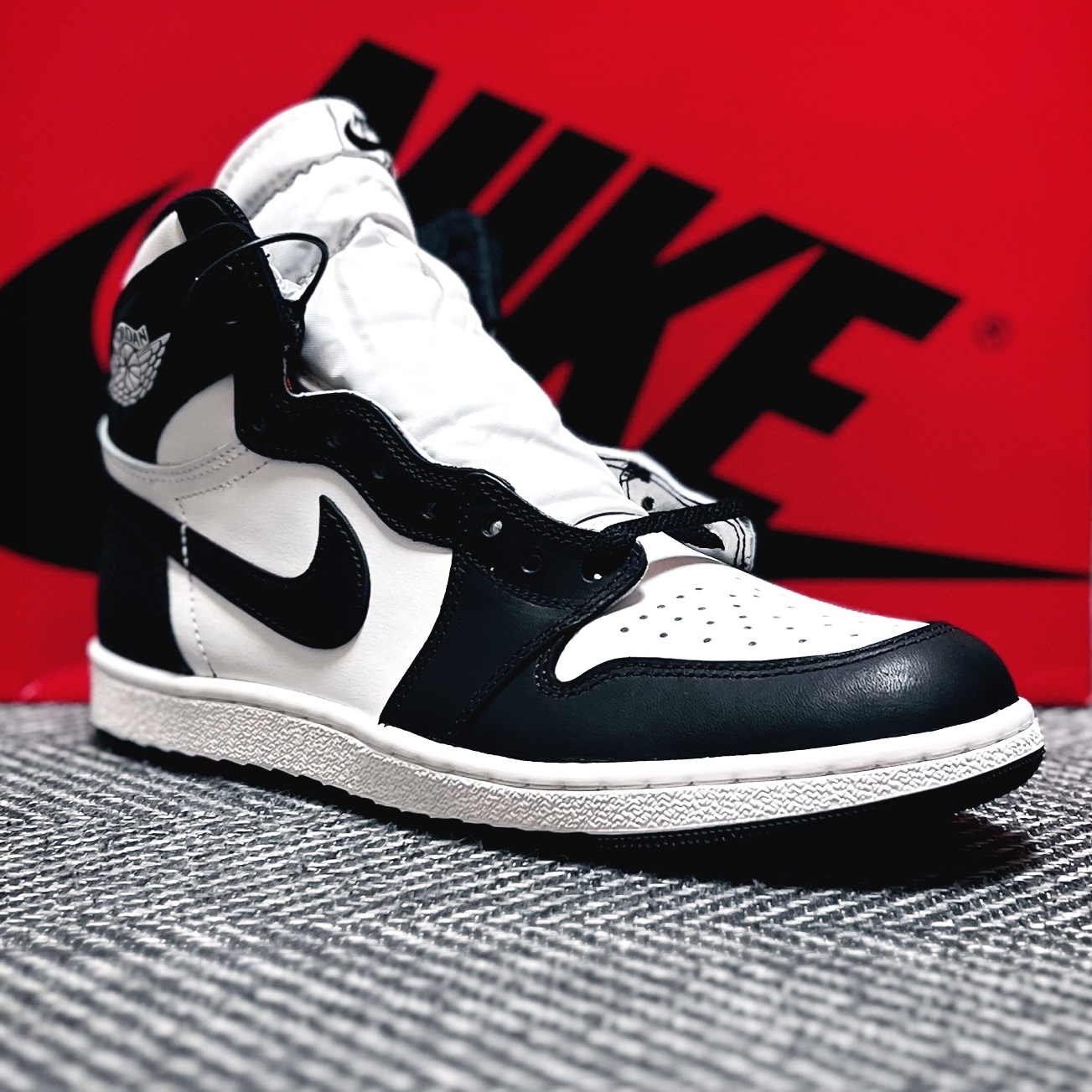 Jordan 1 High 85 Black White 착용 스타일 - 2