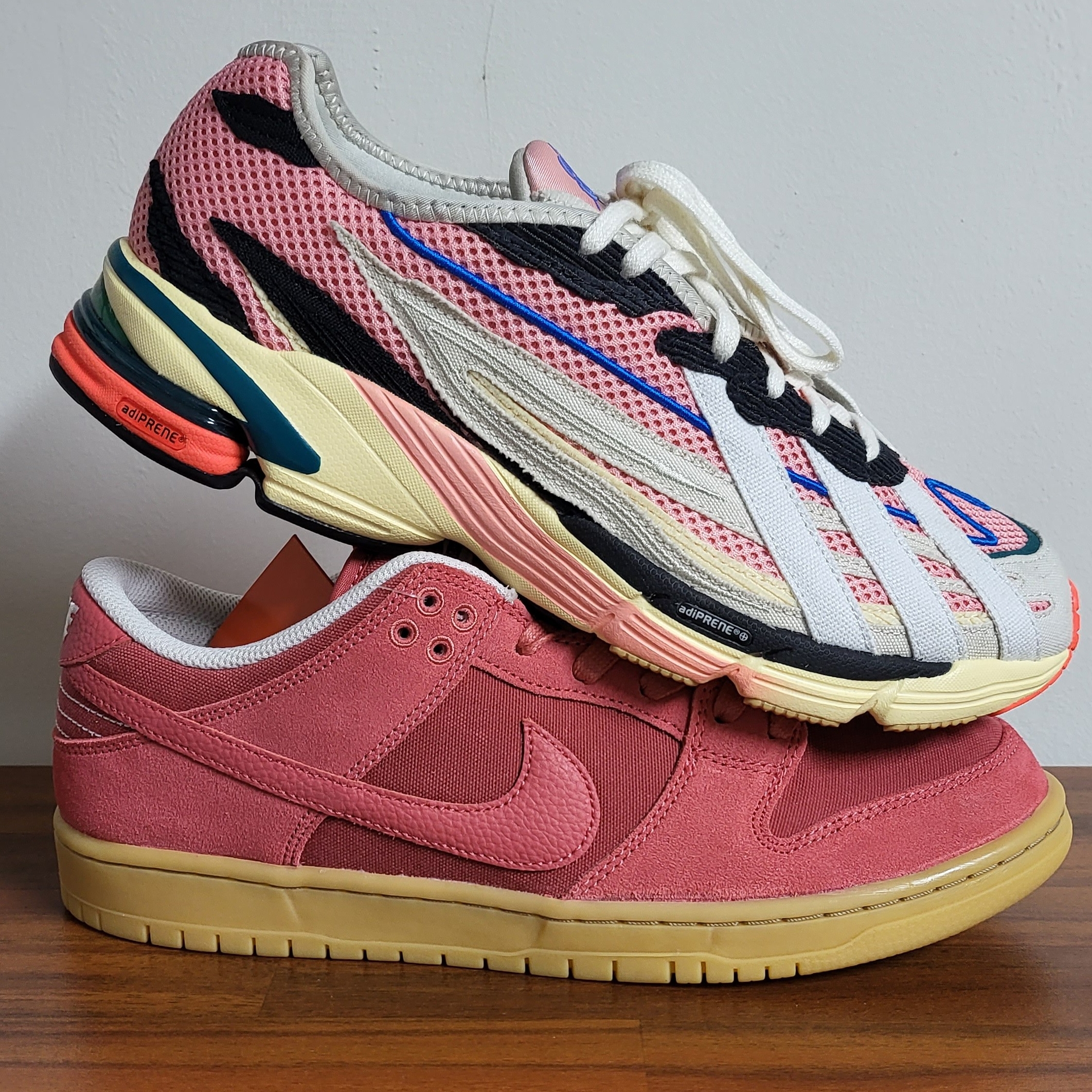 Nike SB Dunk Low Adobe, Adidas x Sean Wotherspoon Orketro White Easy Yellow 착용 스타일 - 1