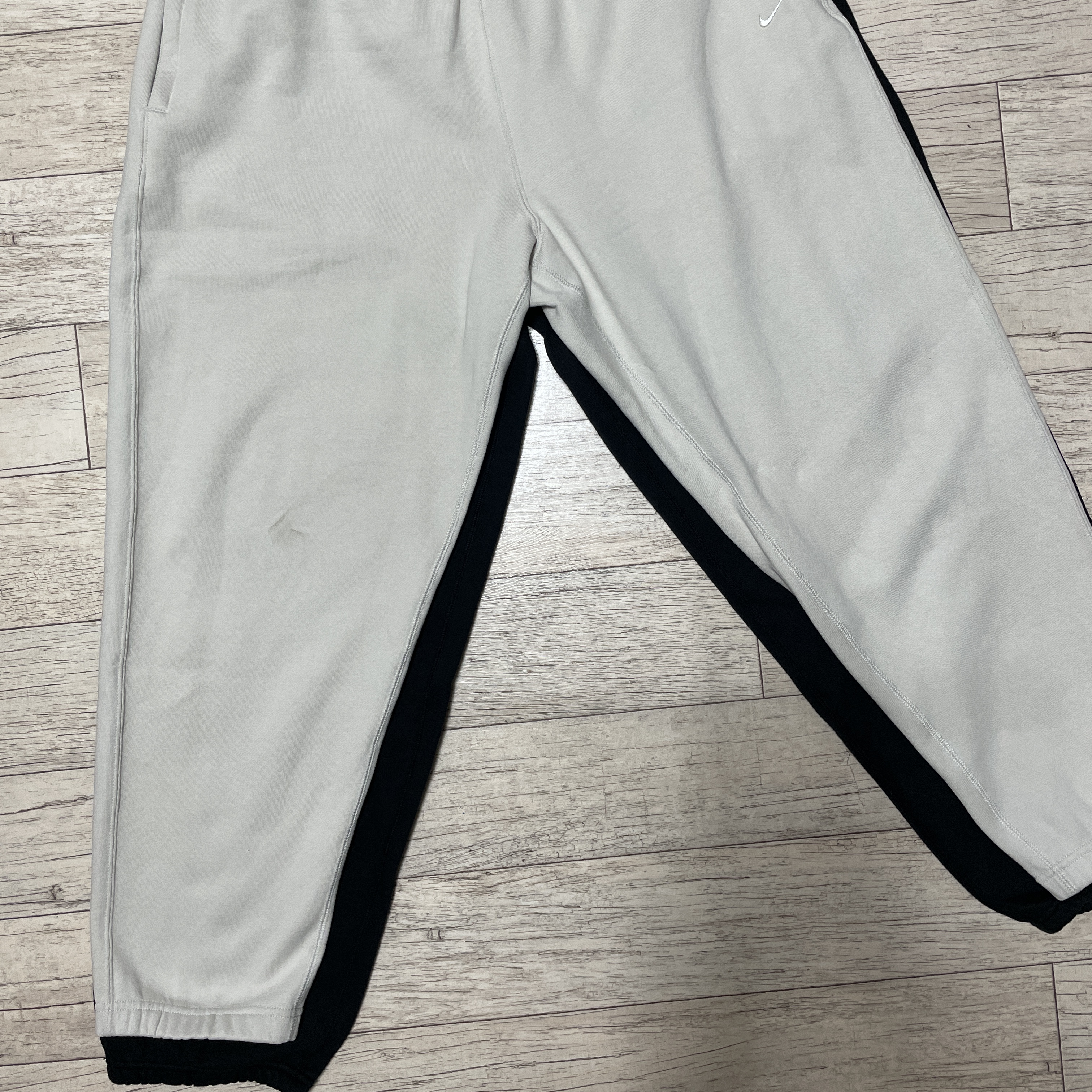 Nike x Stussy NRG Washed Fleece Pants Black (DO5296-010) 착용 스타일 - 1