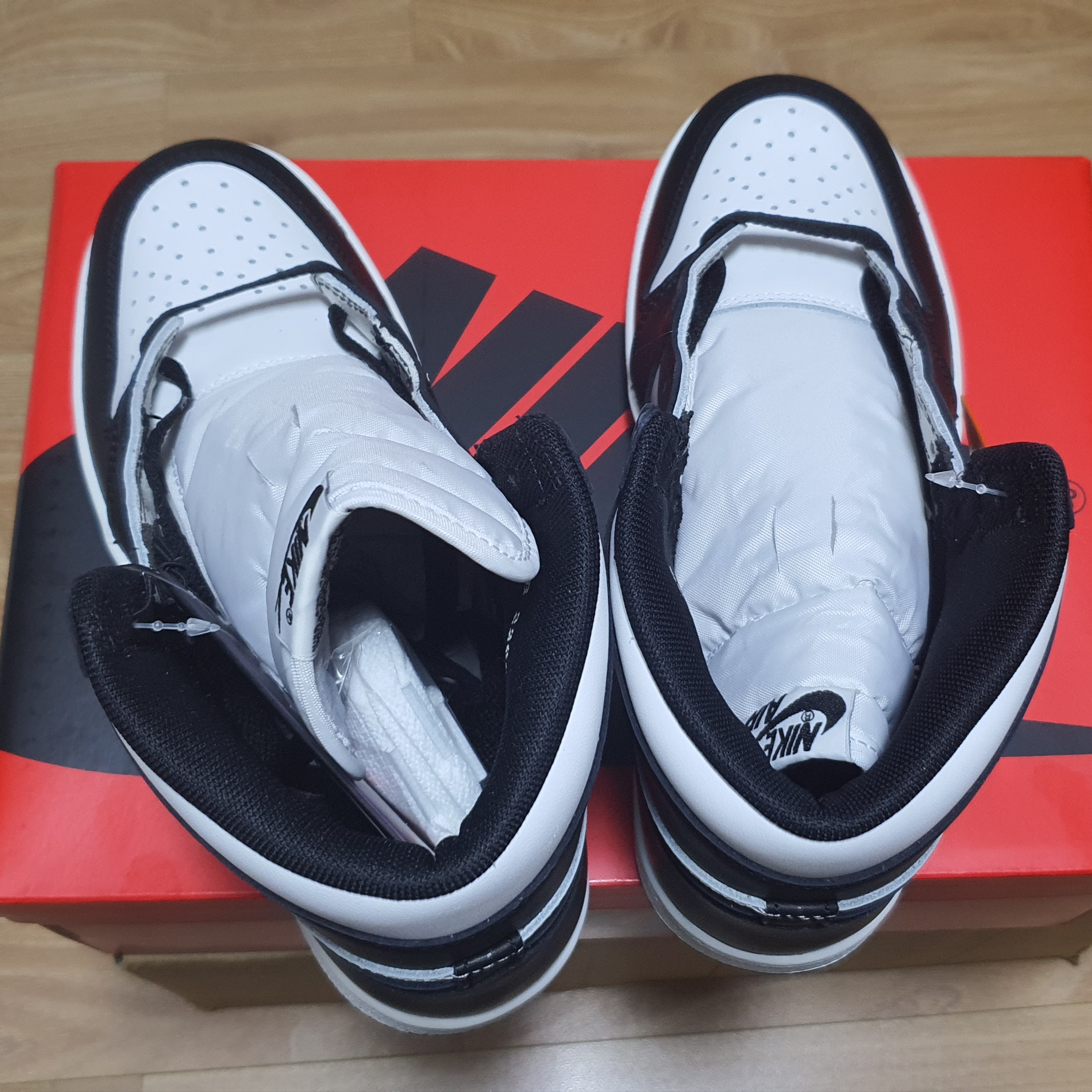 Jordan 1 High 85 Black White 착용 스타일 - 2