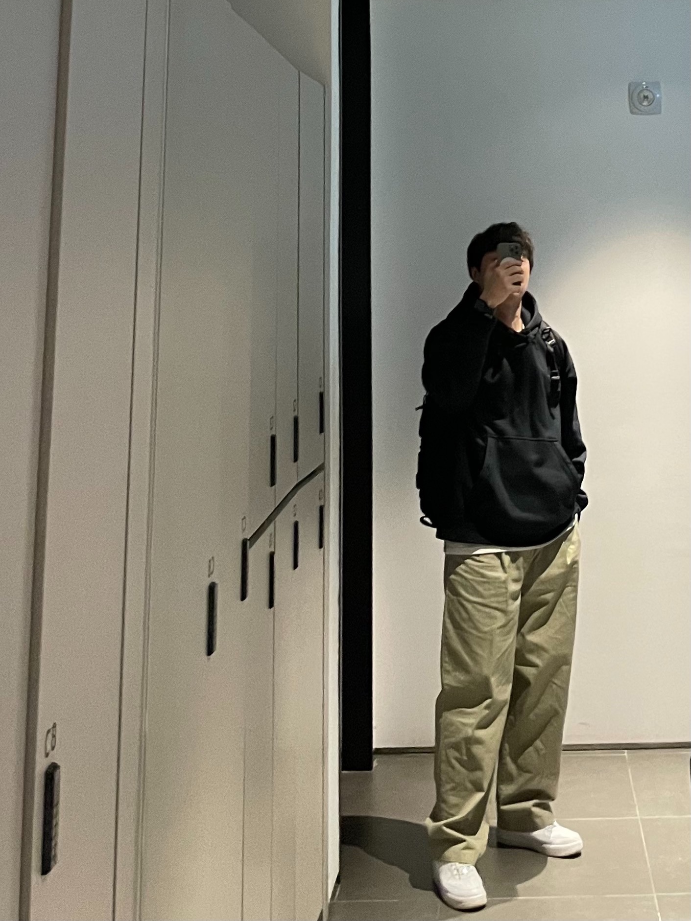 Nike ACG Therma-Fit Fleece Pullover Hoodie Black -US/EU, Nike x Supreme Air Force 1 Low White 착용 스타일