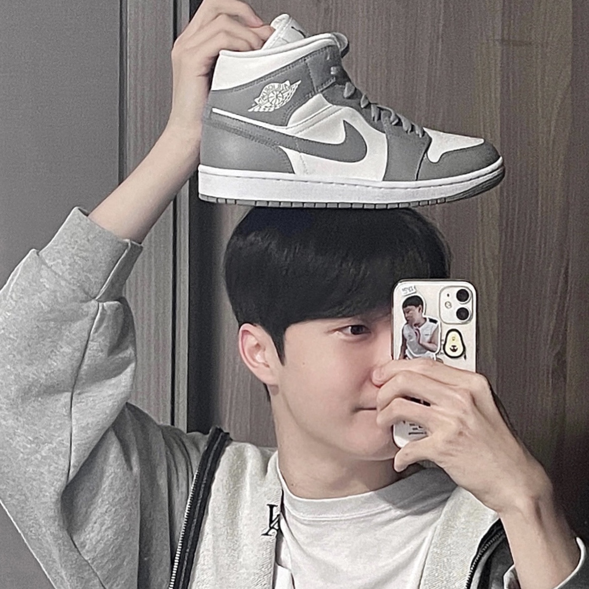 (W) Jordan 1 Mid Sail Stealth 착용 스타일