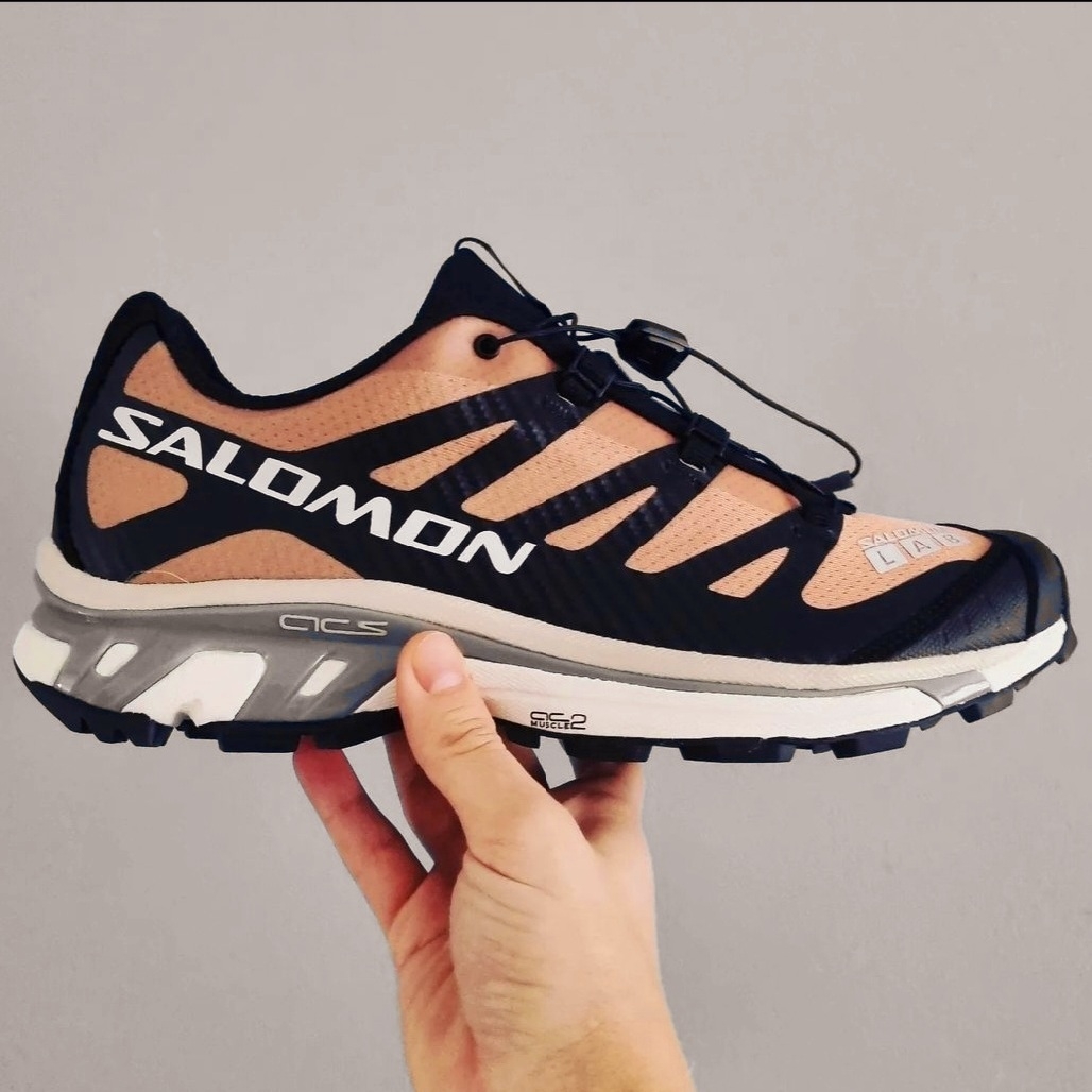 Salomon XT-4 Tobacco Brown 착용 스타일