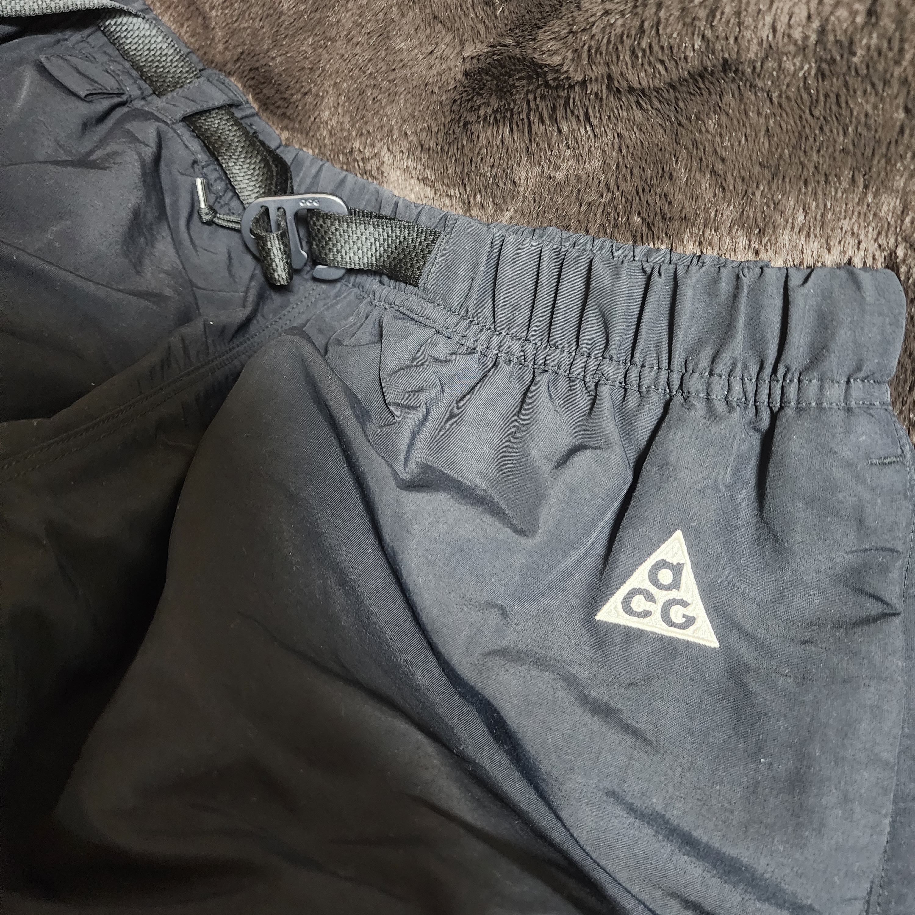 Nike NRG ACG Trail Shorts Black Anthracite - Asia 착용 스타일 - 1