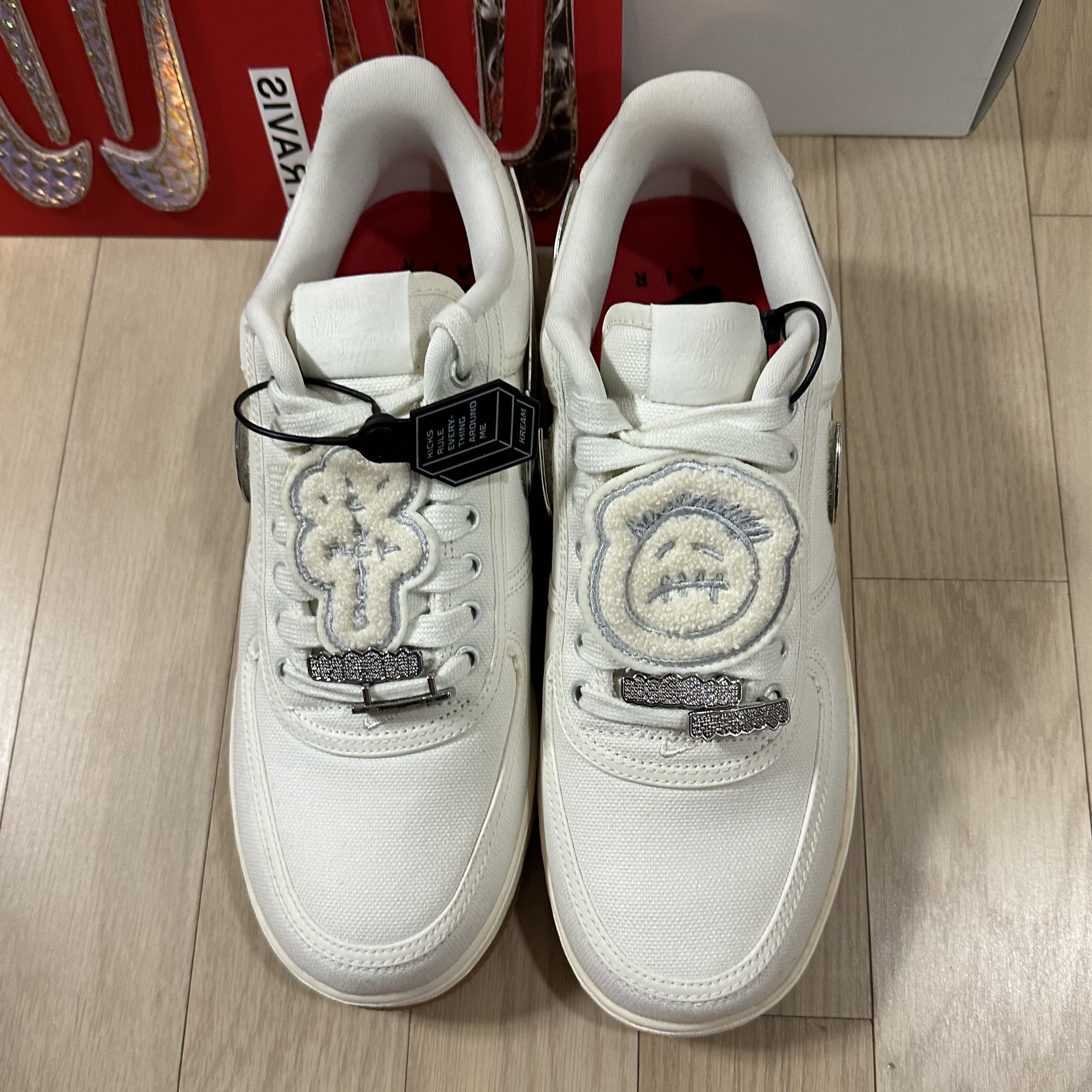 Nike x Travis Scott Air Force 1 Low Sail 착용 스타일 - 4