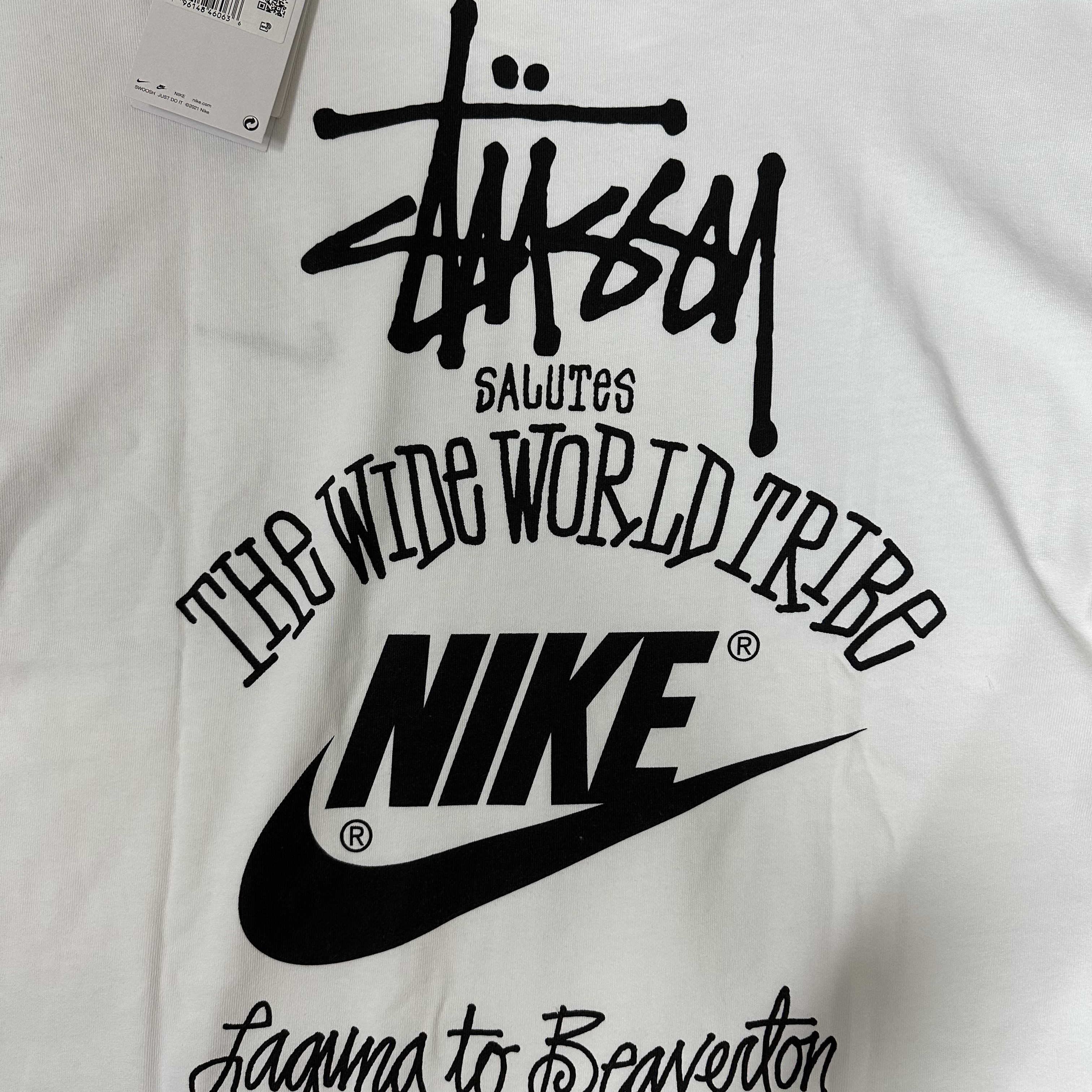 Nike x Stussy T-Shirt White (DV1774-100) 착용 스타일