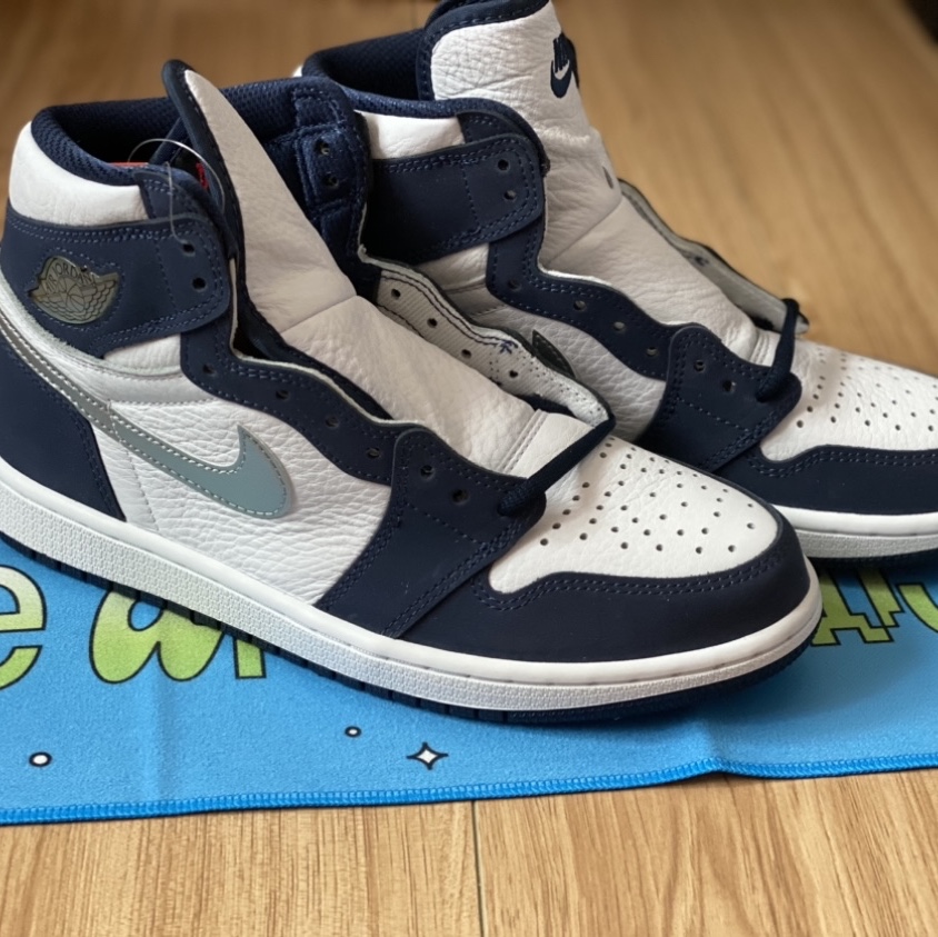 Jordan 1 Retro High OG CO.JP Midnight Navy 착용 스타일 - 4