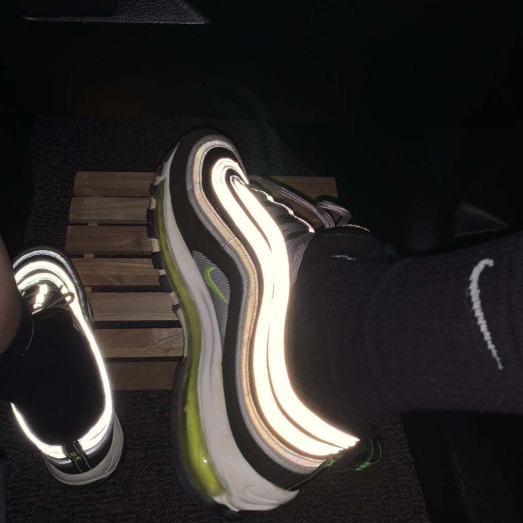 Nike Air Max 97 OG Black Volt Asia 착용 스타일