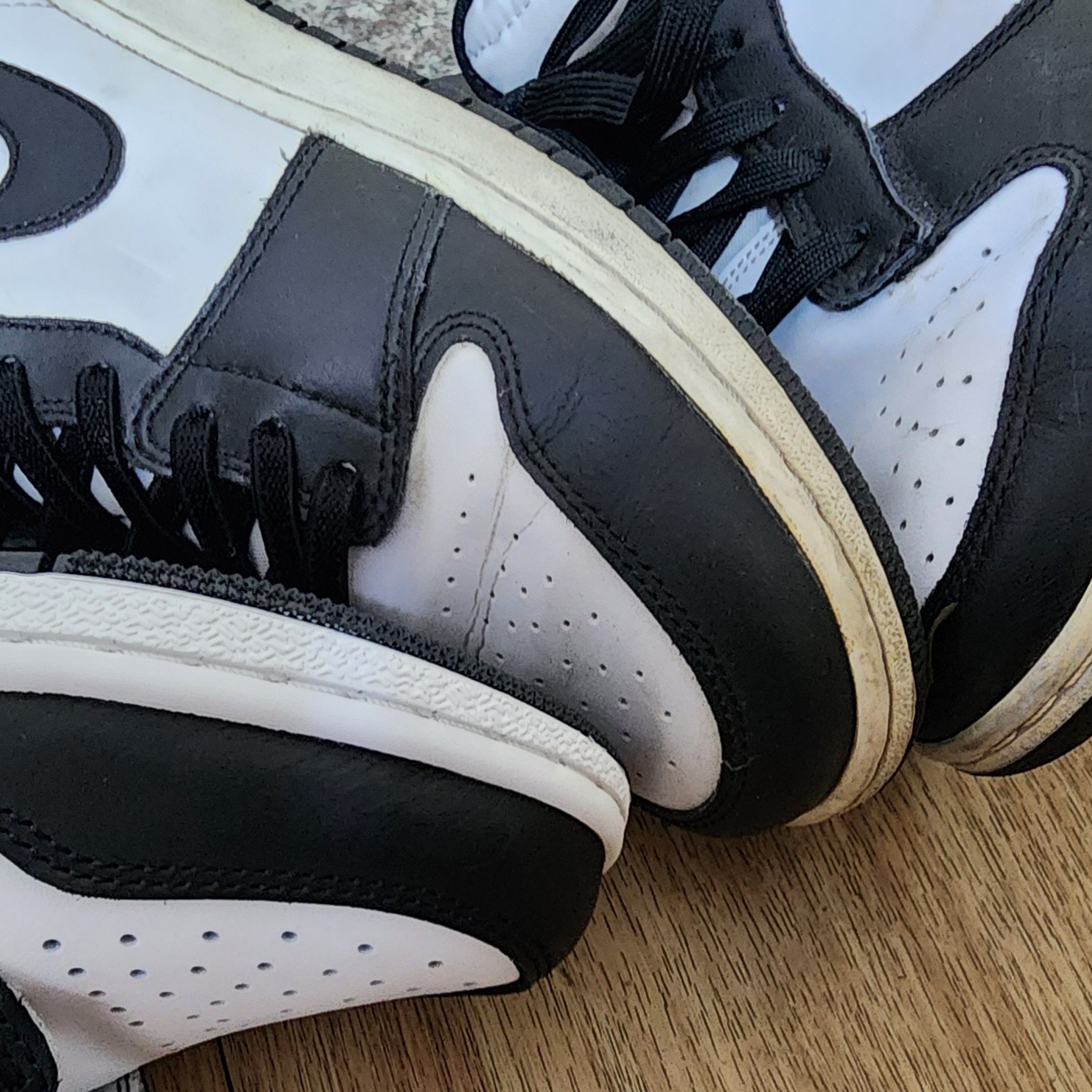 Jordan 1 High 85 Black White, Nike Dunk Low Retro Black 착용 스타일