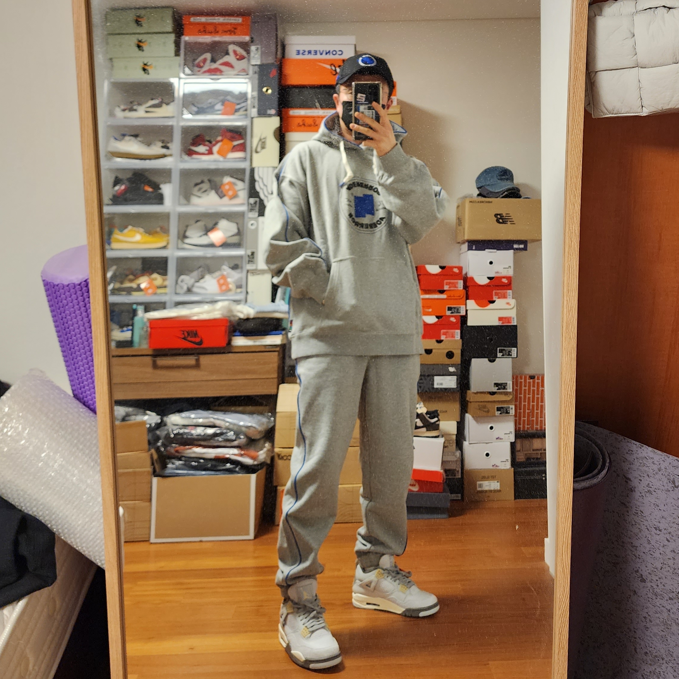 Converse x Ader Error Shapes Pullover Hoodie Vintage Grey Heather, Converse x Ader Error Shapes Pants Vintage Grey Heather 착용 스타일 - 1
