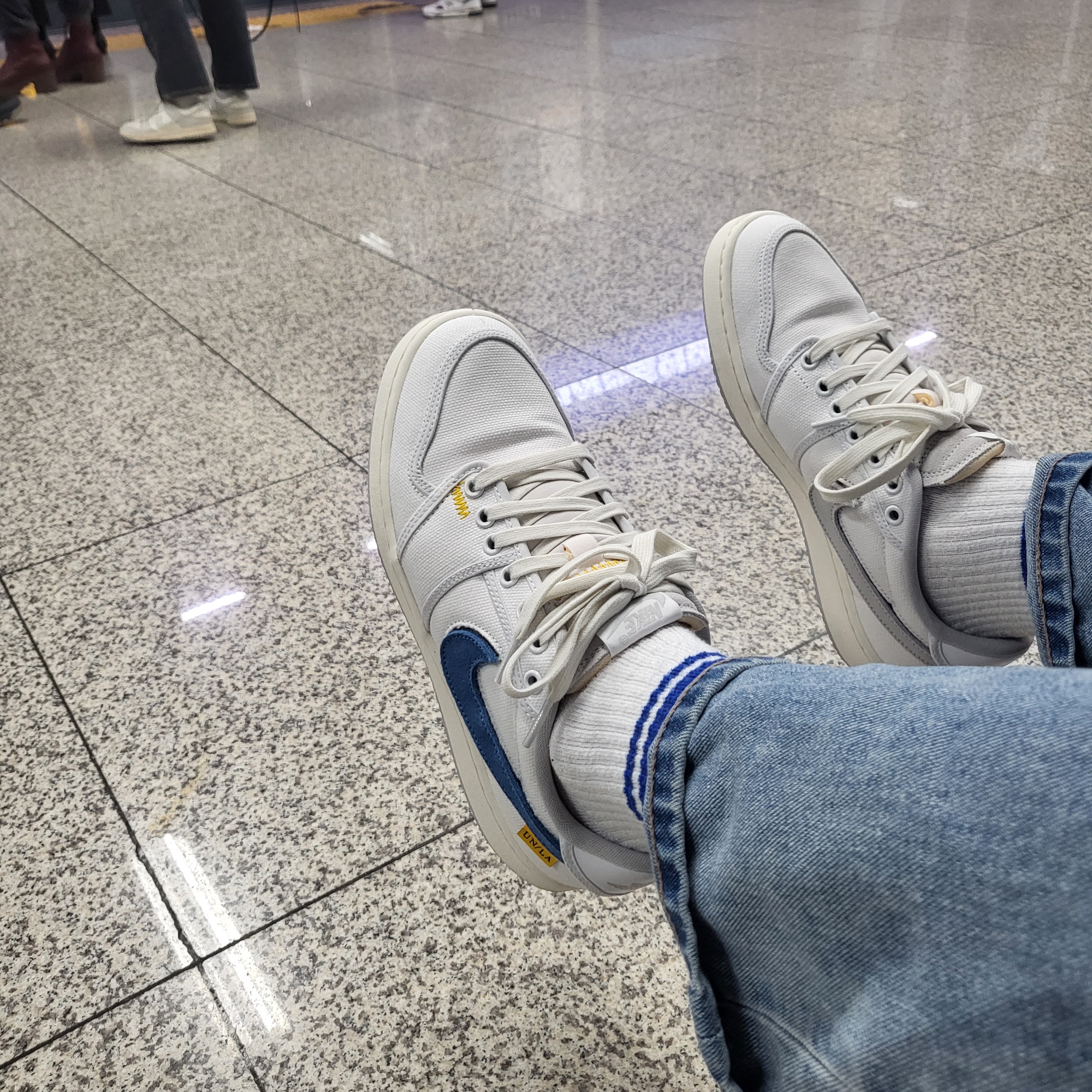 Jordan 1 x Union KO Low White 착용 스타일 - 3