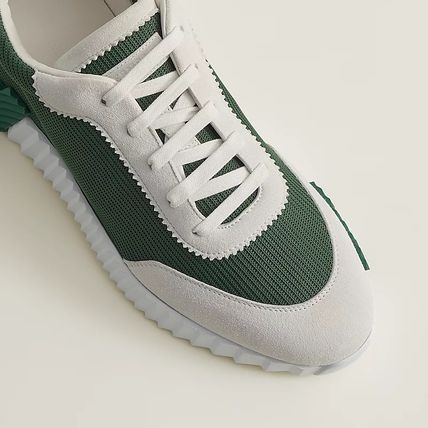 Hermes Bouncing Sneakers Mesh Suede Goatskin & Vert Cactus Blanc 착용 스타일 - 1