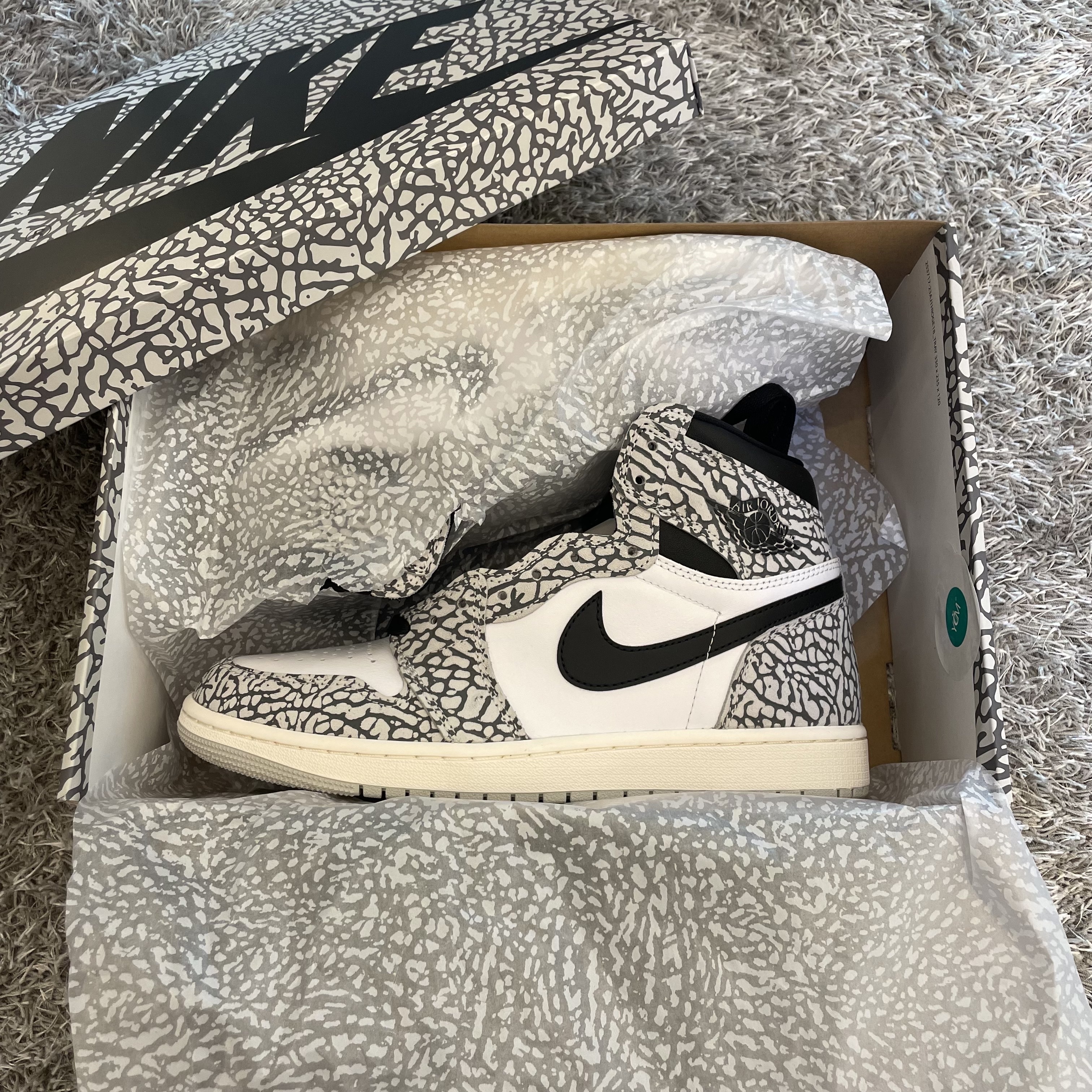 Jordan 1 Retro High OG White Cement 착용 스타일