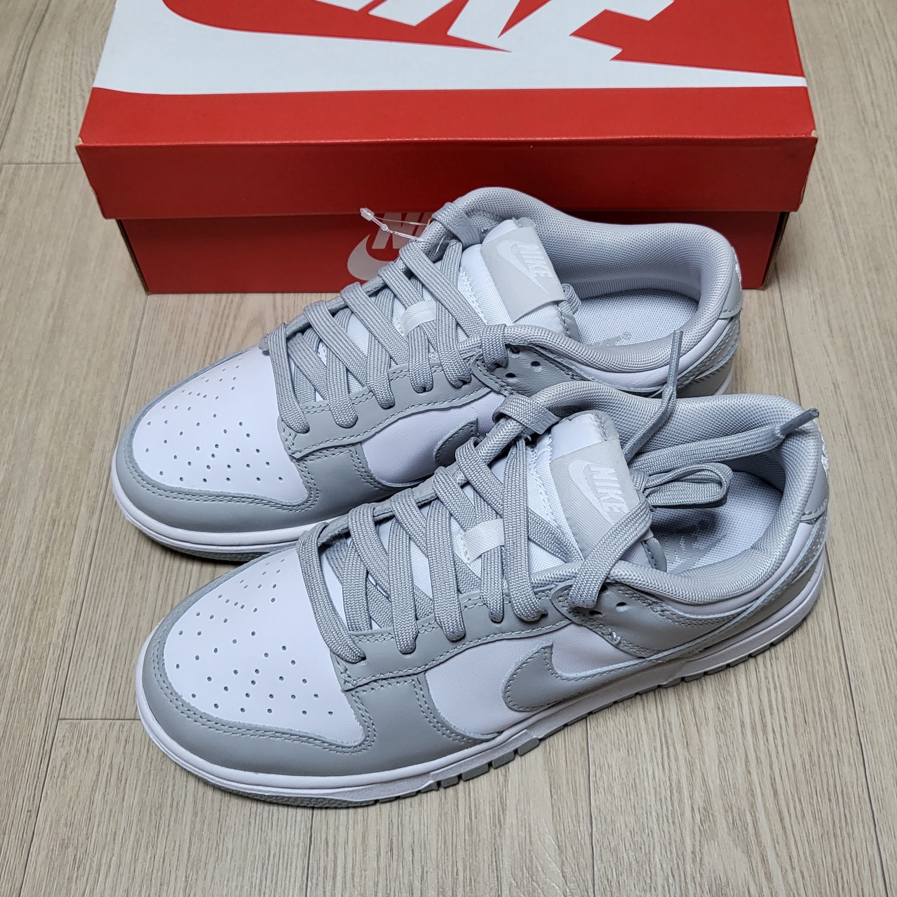 Nike Dunk Low Retro Grey Fog 착용 스타일