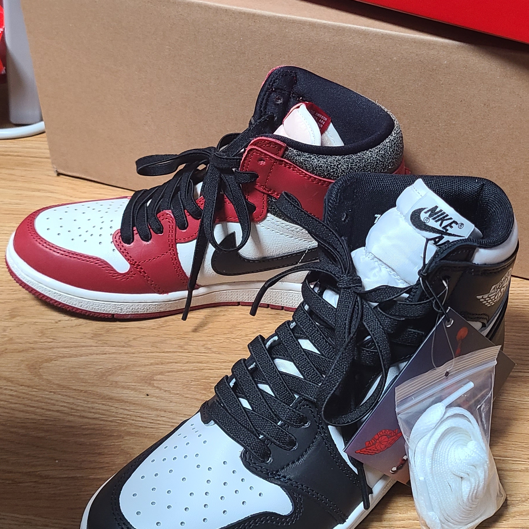 Jordan 1 High 85 Black White, Jordan 1 Retro High OG Chicago 2022 착용 스타일