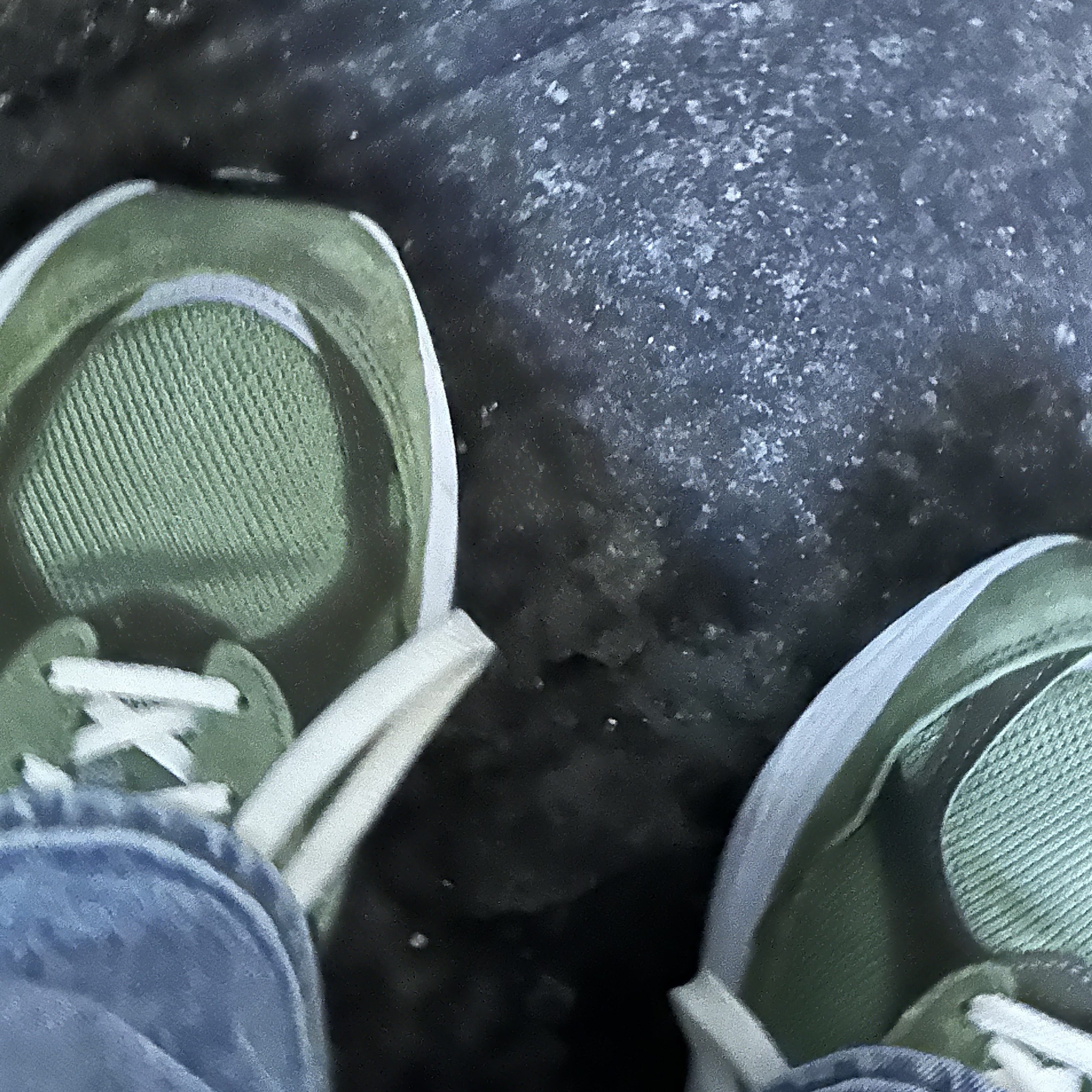 New Balance x JJJJound 990v3 Olive 착용 스타일