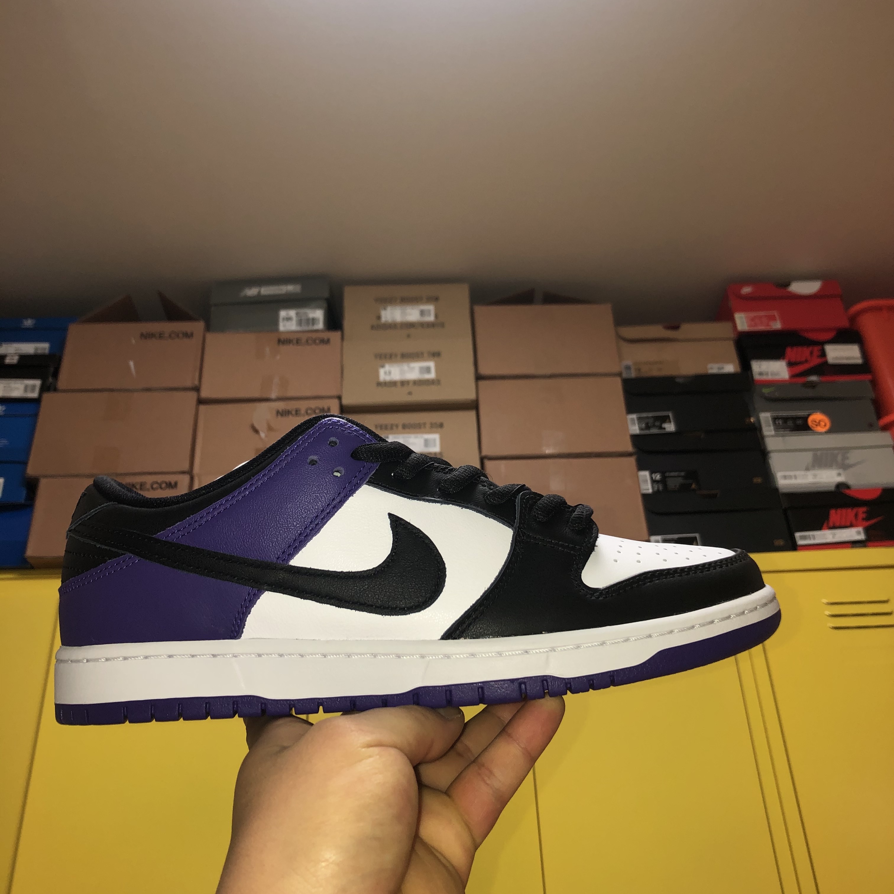 Nike SB Dunk Low Pro Court Purple 착용 스타일