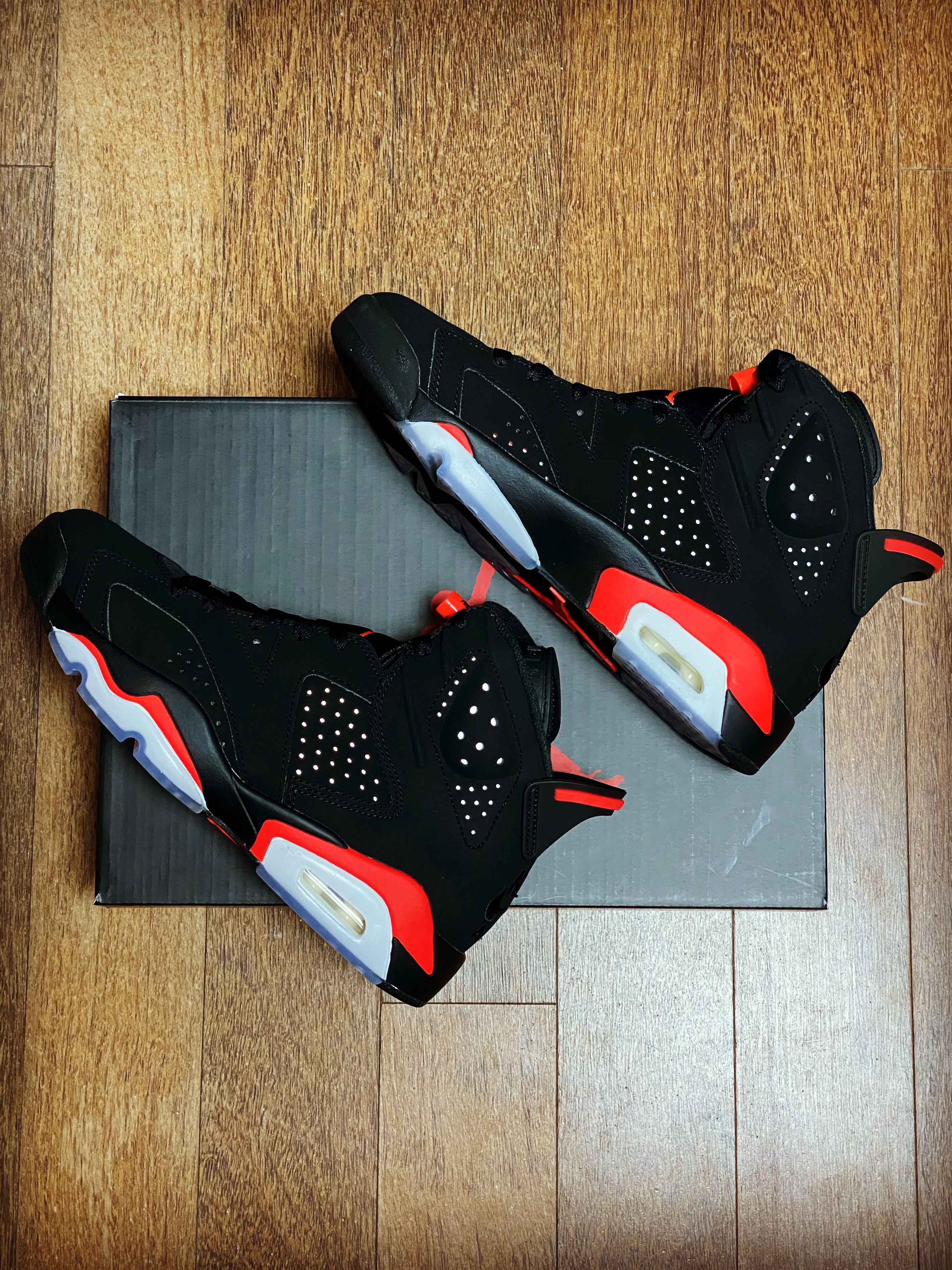 Jordan 6 Retro Infrared 2019 착용 스타일