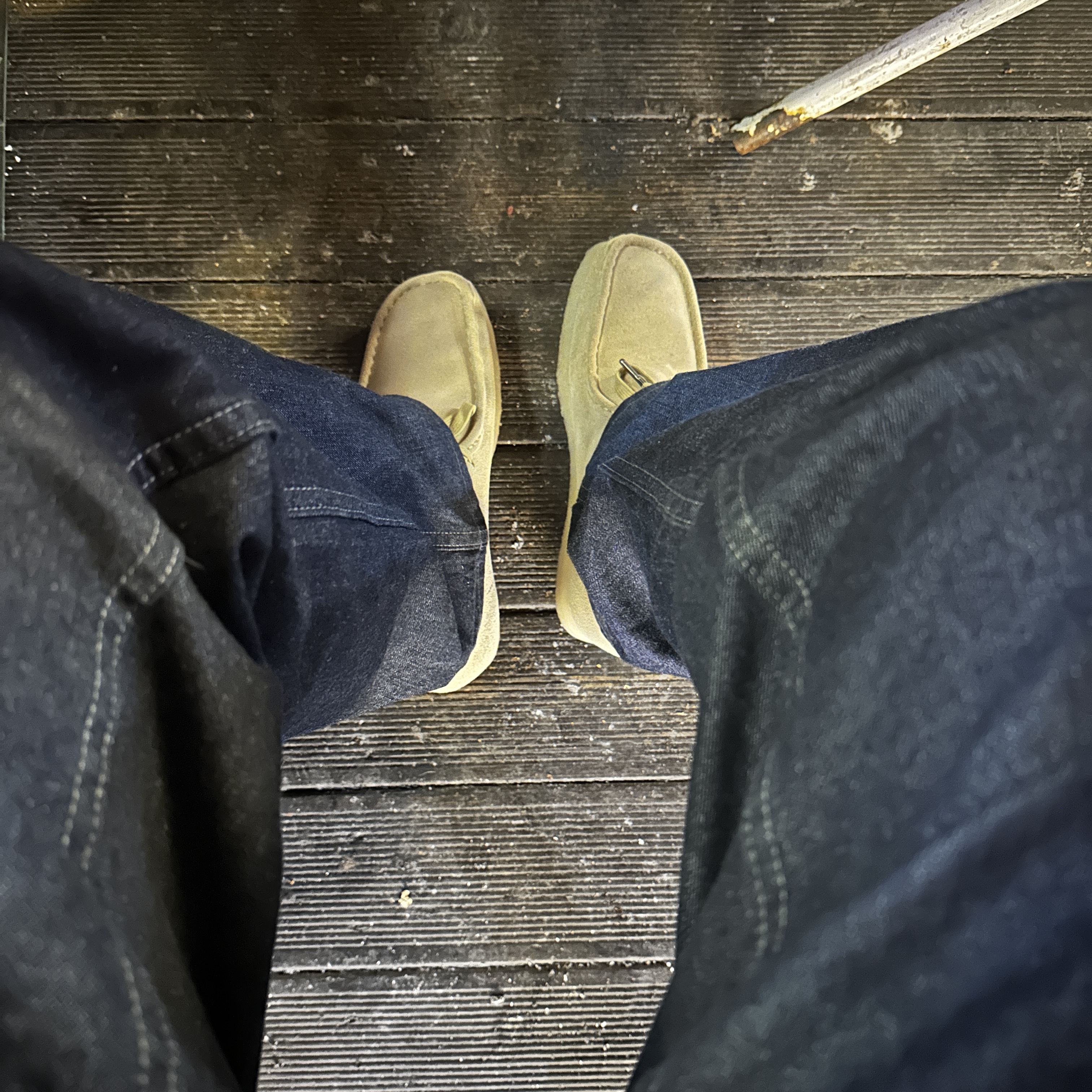 Clarks Wallabee Maple Suede 착용 스타일