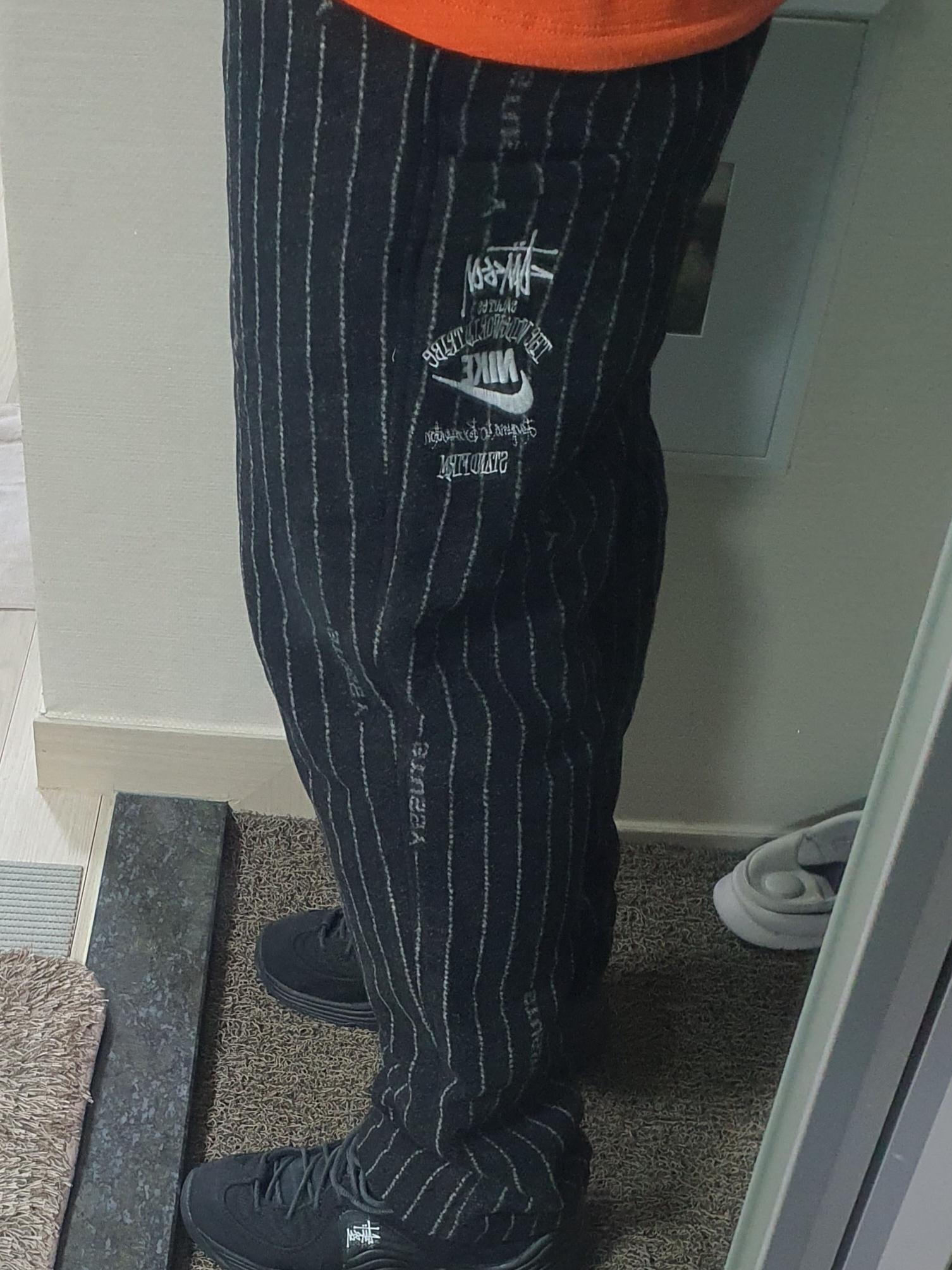 Nike x Stussy NRG Striped Wool Pants Black (DR4021-010) 착용 스타일 - 3