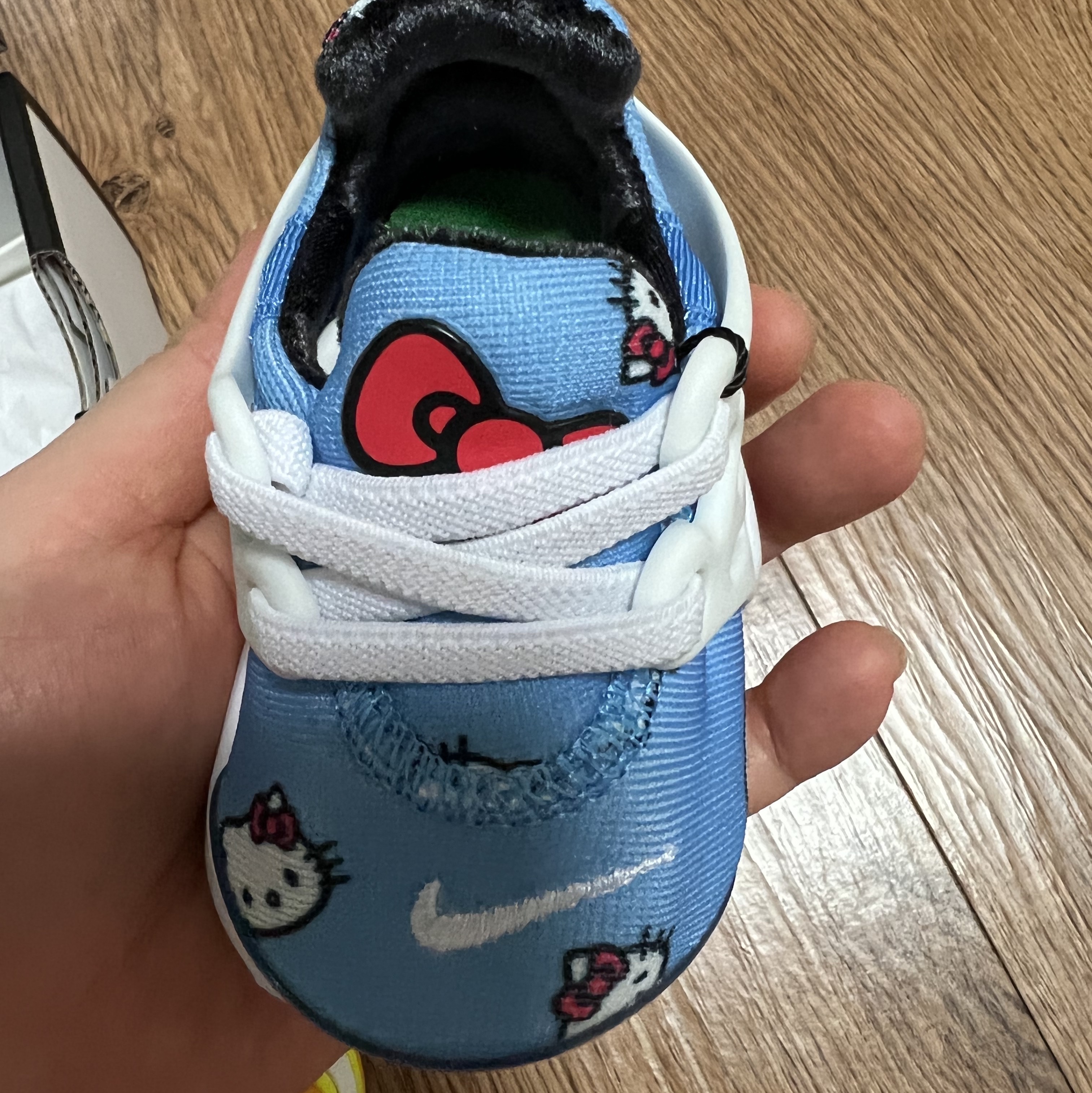 (TD) Nike x Hello Kitty Air Presto University Blue 착용 스타일