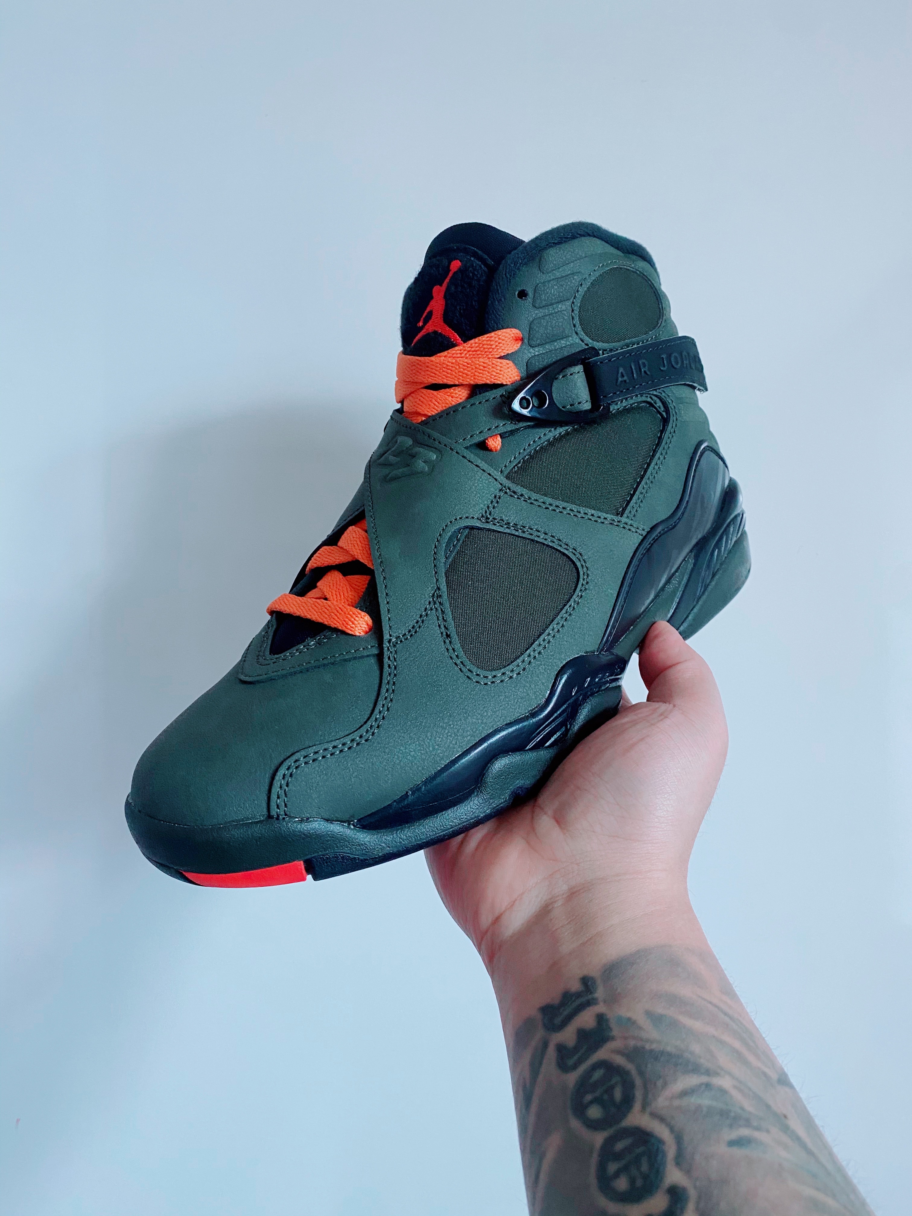 Jordan 8 Retro Take Flight 착용 스타일