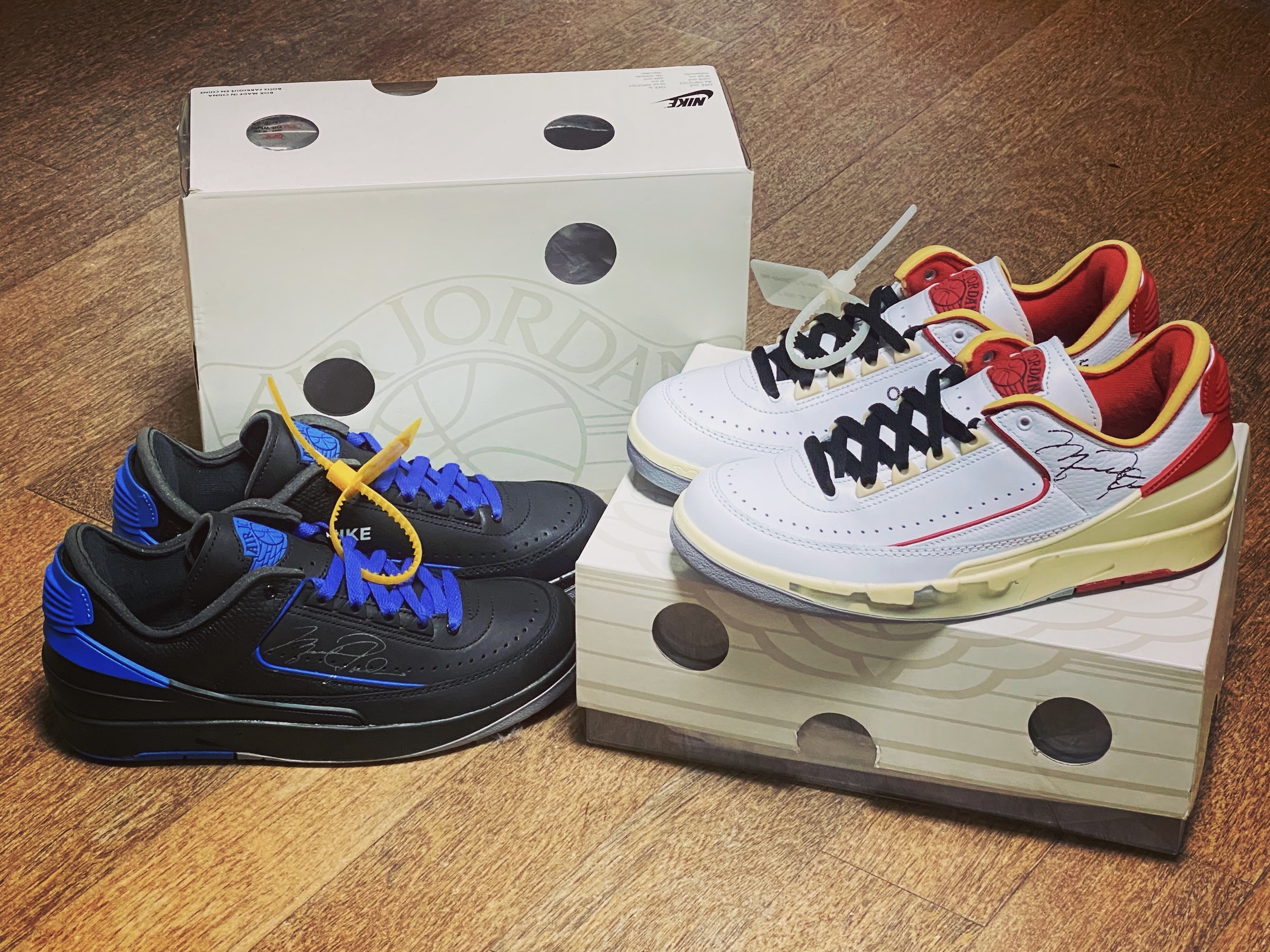 Jordan 2 x Off-White Retro Low SP White and Varsity Red, Jordan 2 x Off-White Retro Low SP Black and Varsity Royal 착용 스타일