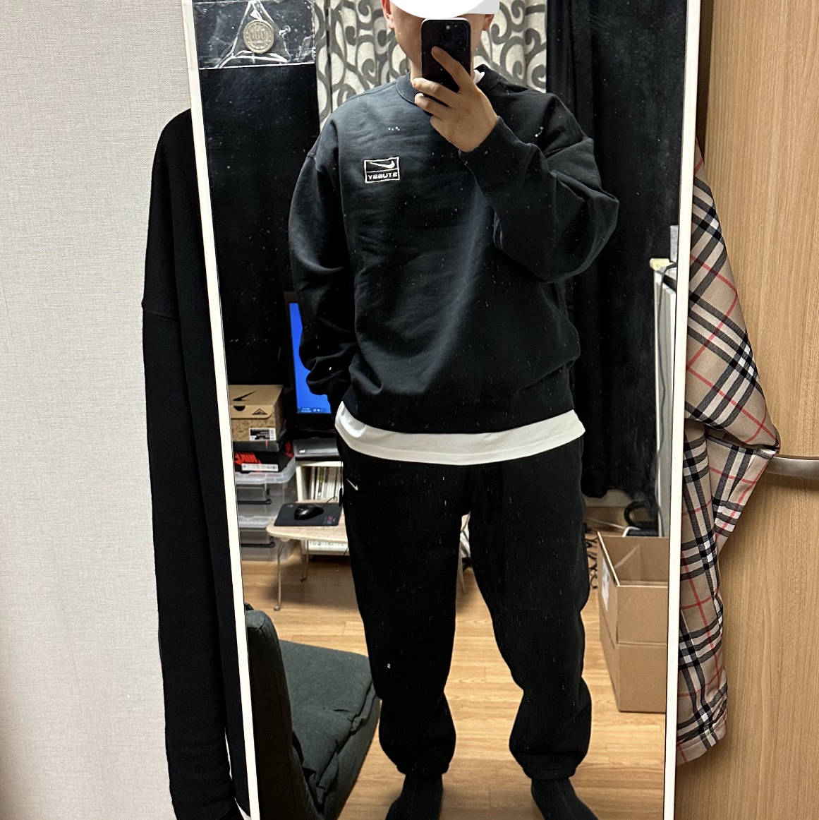 Nike NRG Solo Swoosh Fleece Pants Black White - Asia 착용 스타일