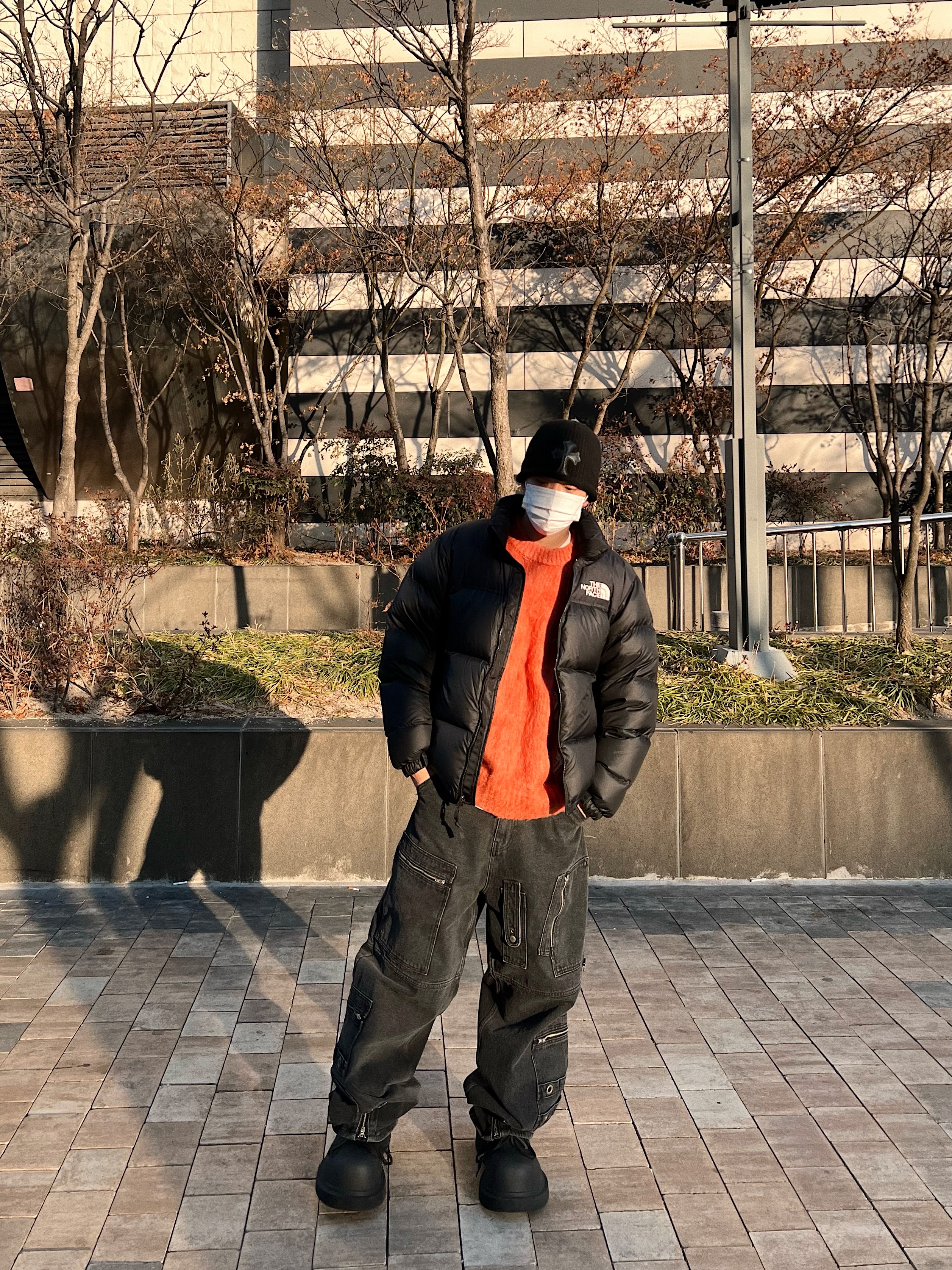 Balenciaga Steroid Derby Black, The North Face 1996 Retro Nuptse Jacket Black 착용 스타일 - 4