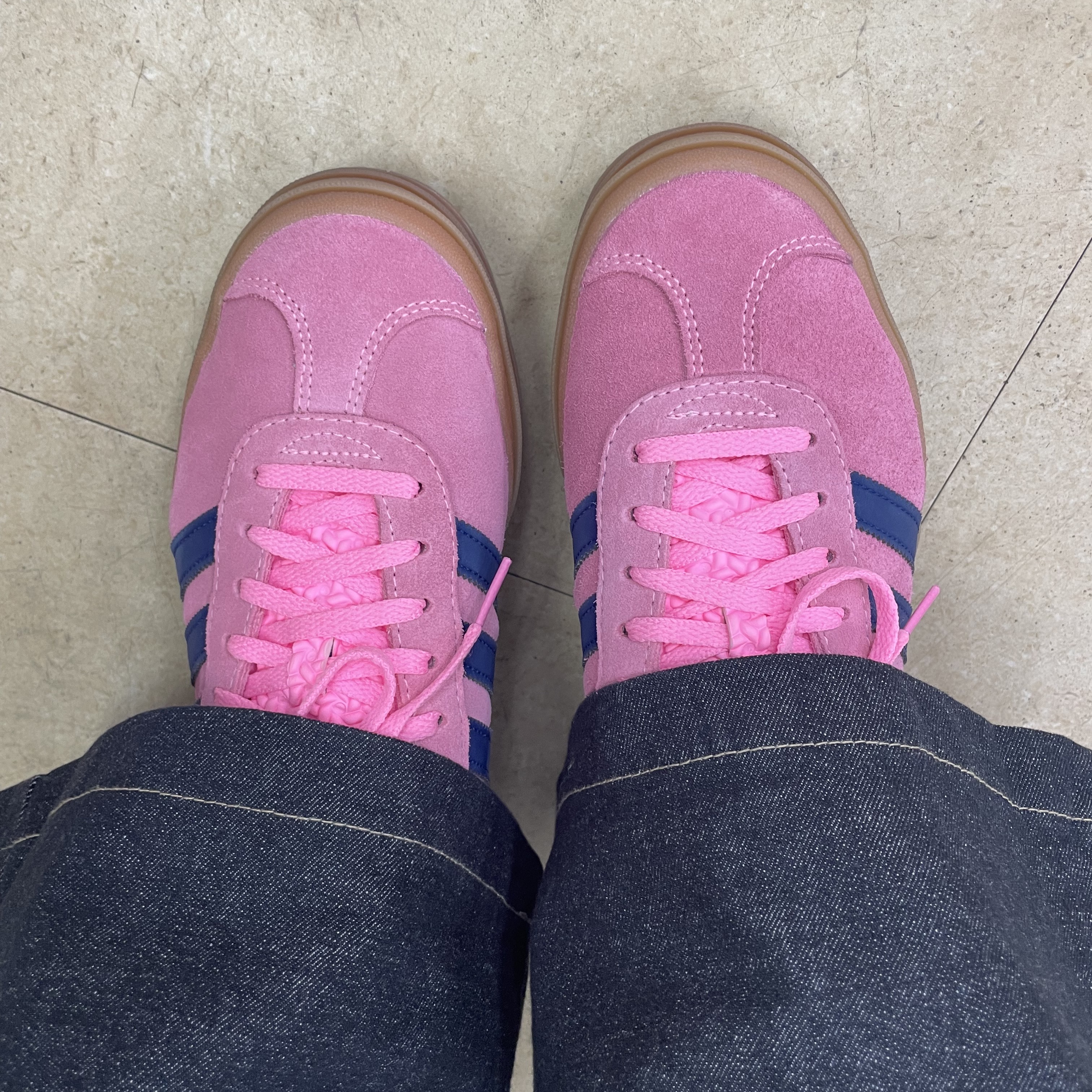 (W) Adidas Gazelle Bold Pink Glow Victory Blue 착용 스타일 - 2